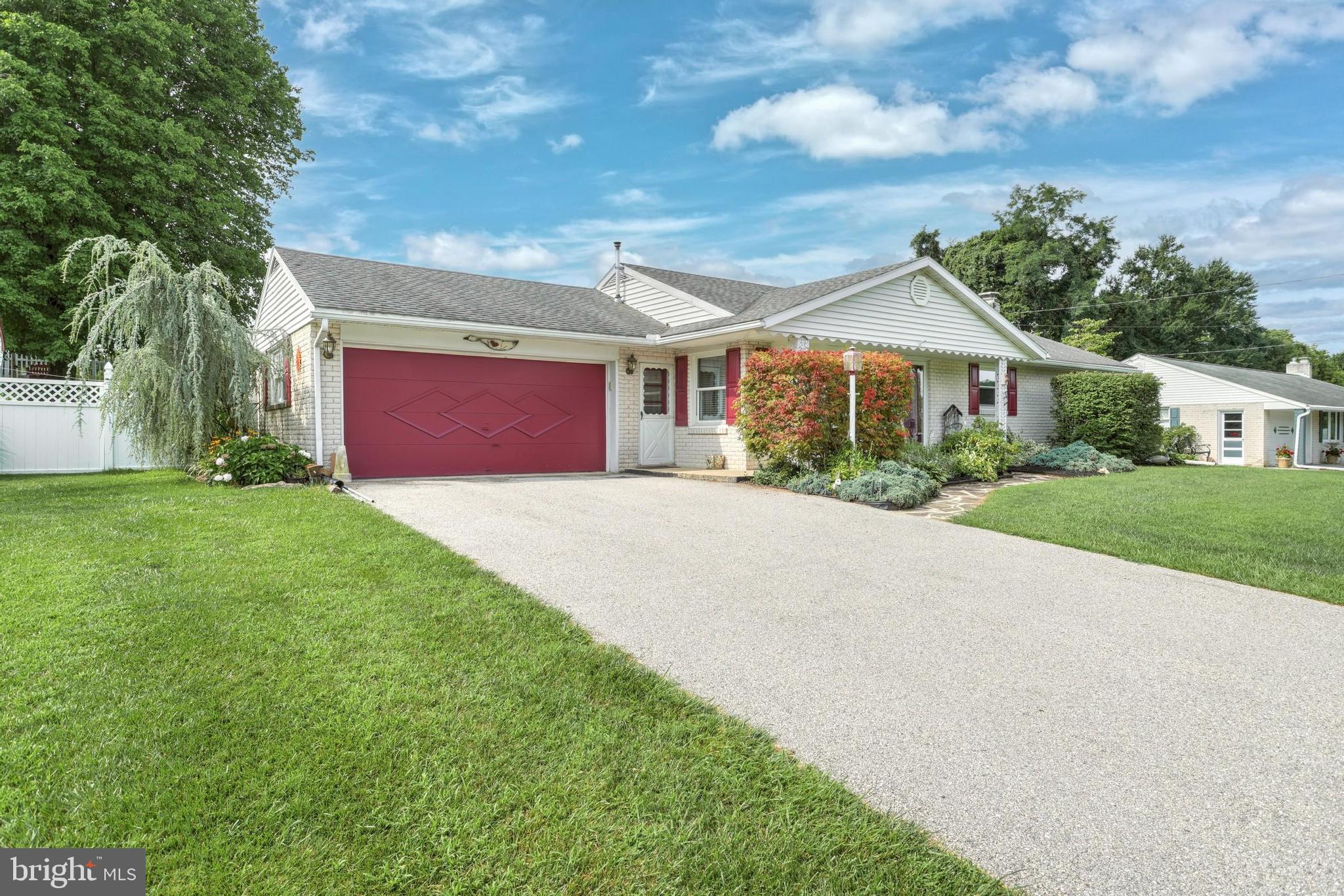 LAKE WILLIAMS - Residential