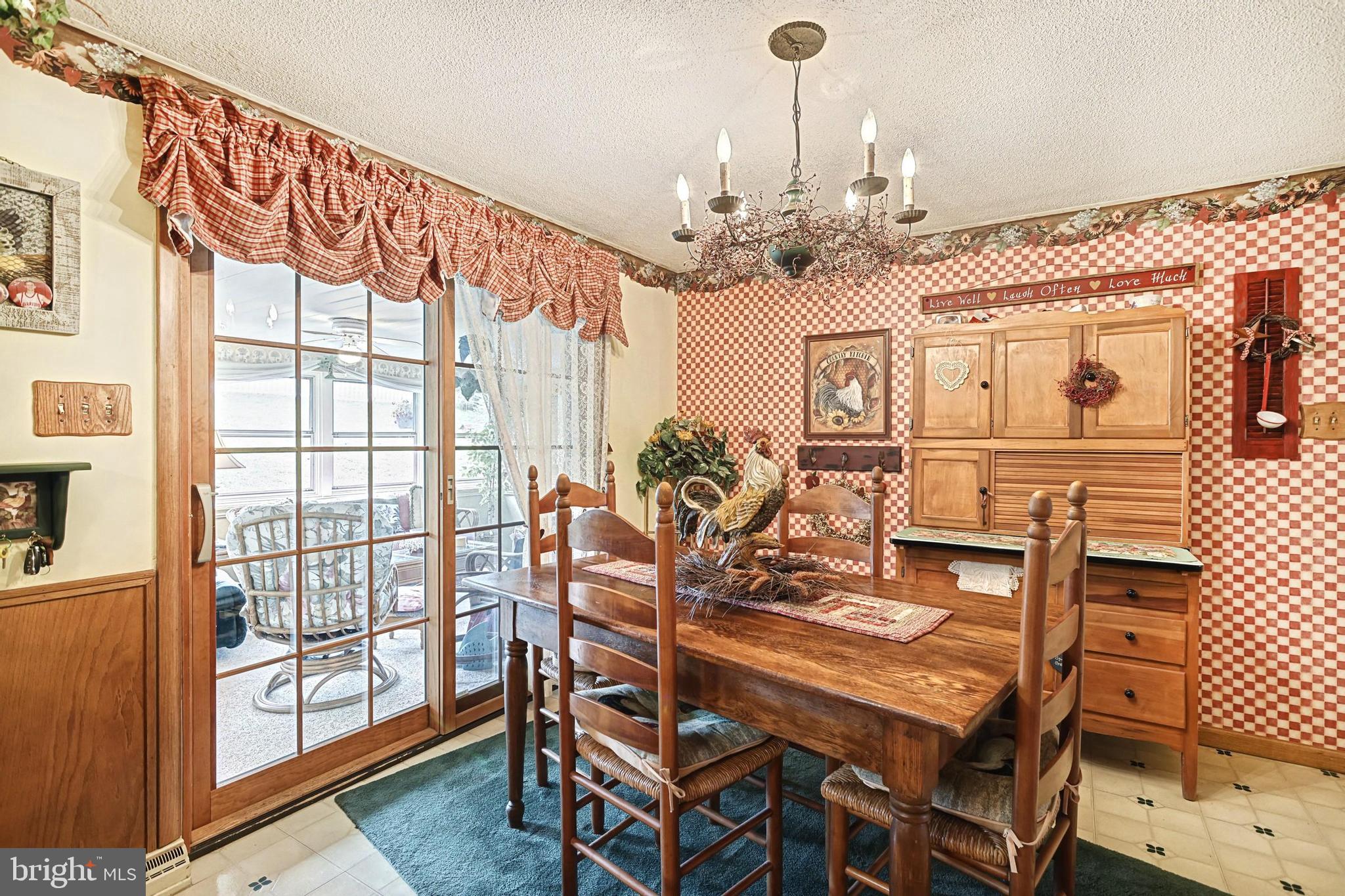 LAKE WILLIAMS - Residential