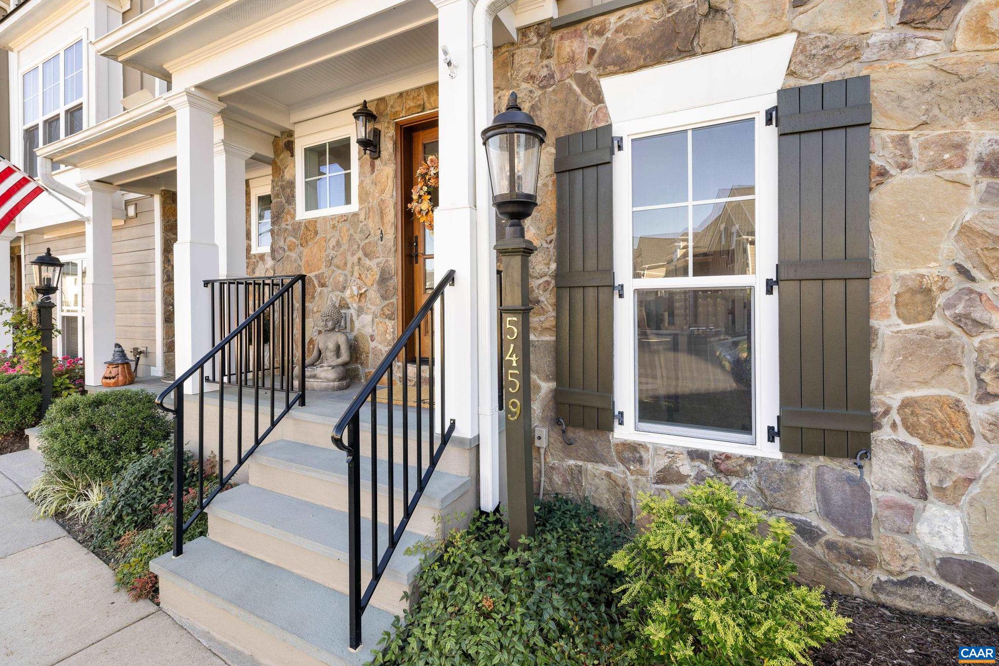 OLD TRAIL - Residential