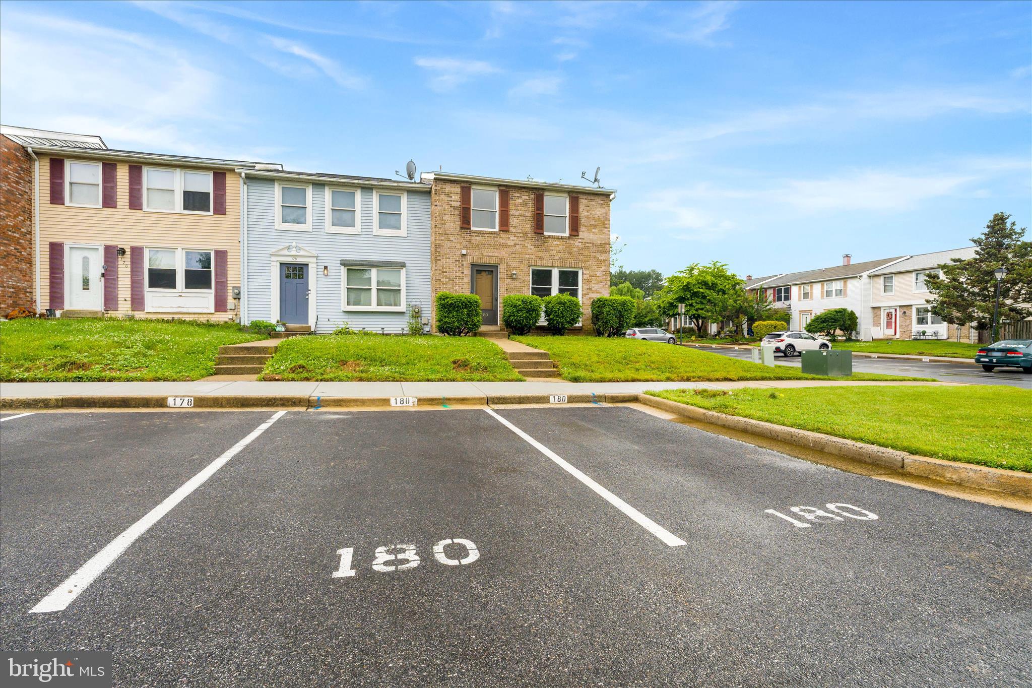 180 FAIRFIELD DRIVE