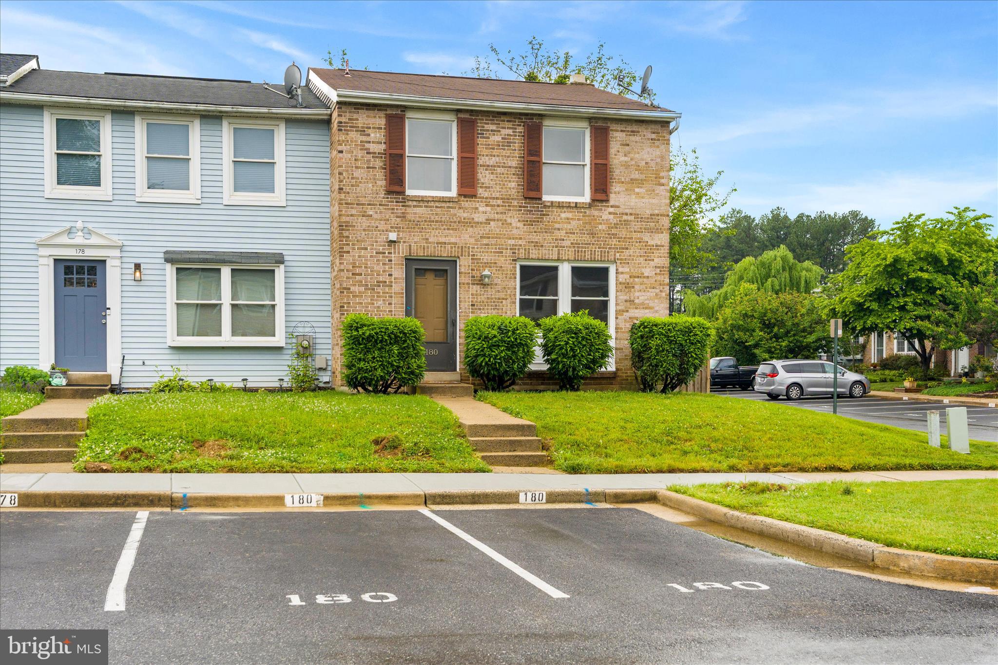 180 FAIRFIELD DRIVE