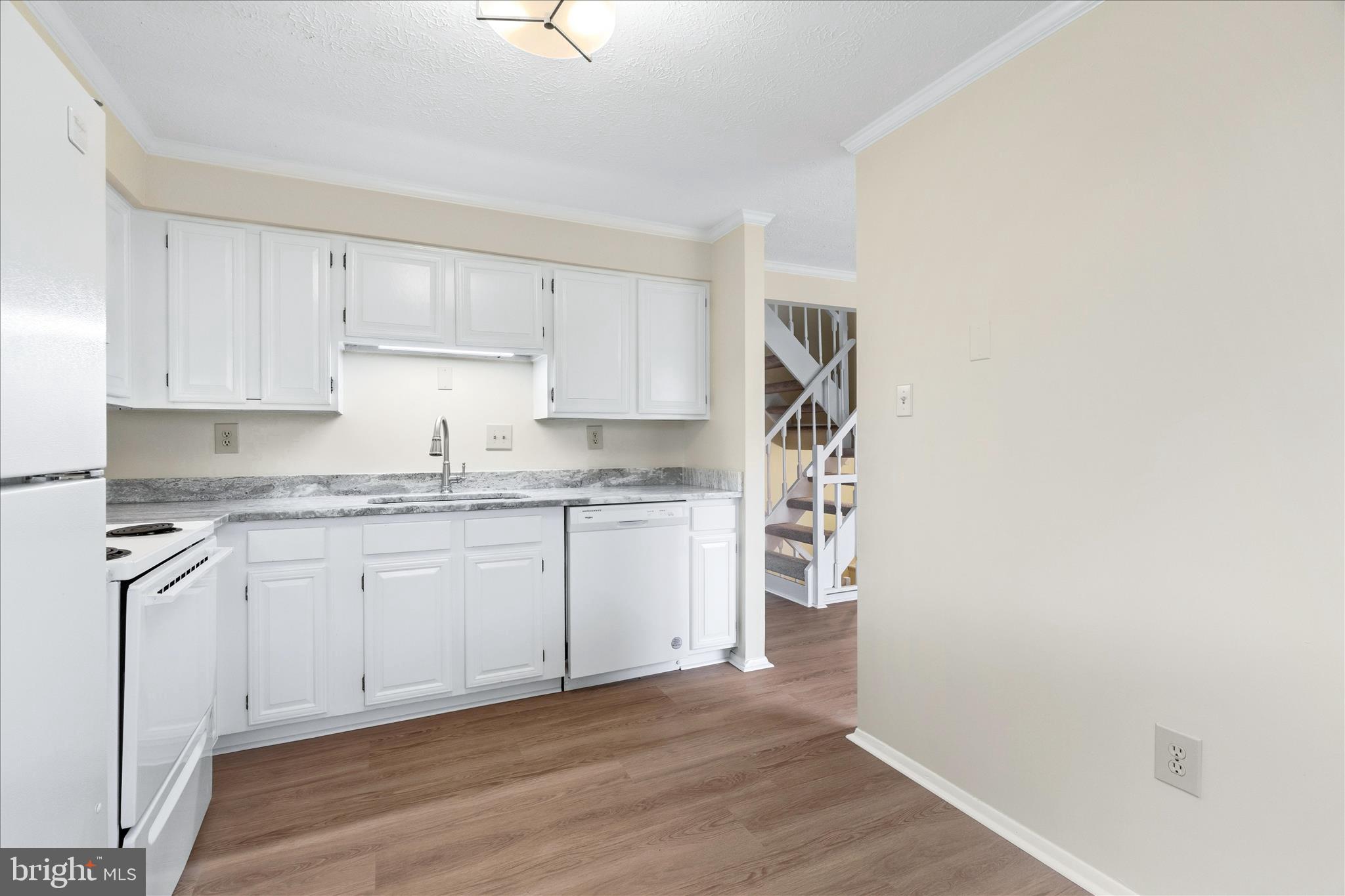AMBER MEADOWS - Residential