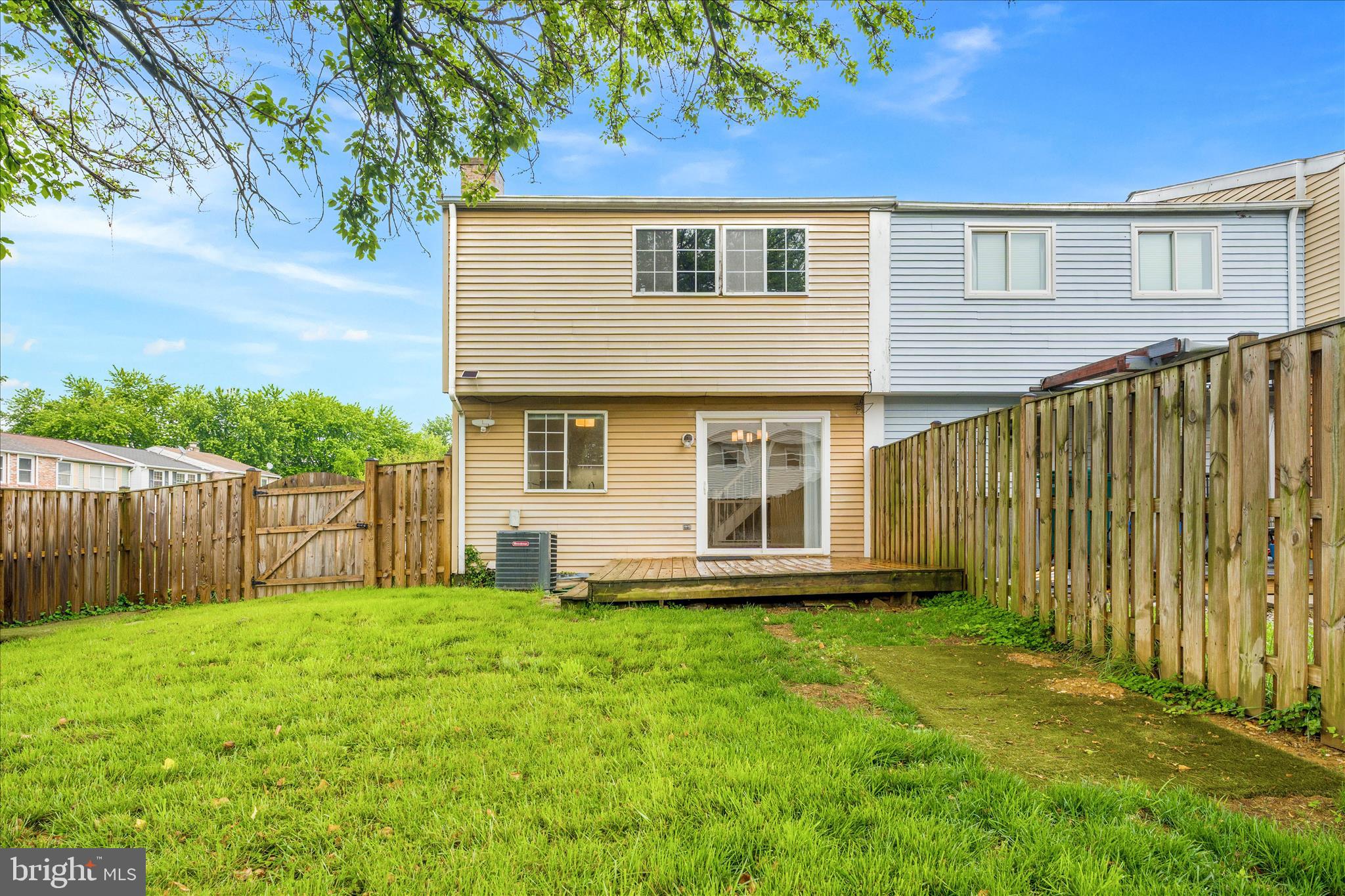 AMBER MEADOWS - Residential