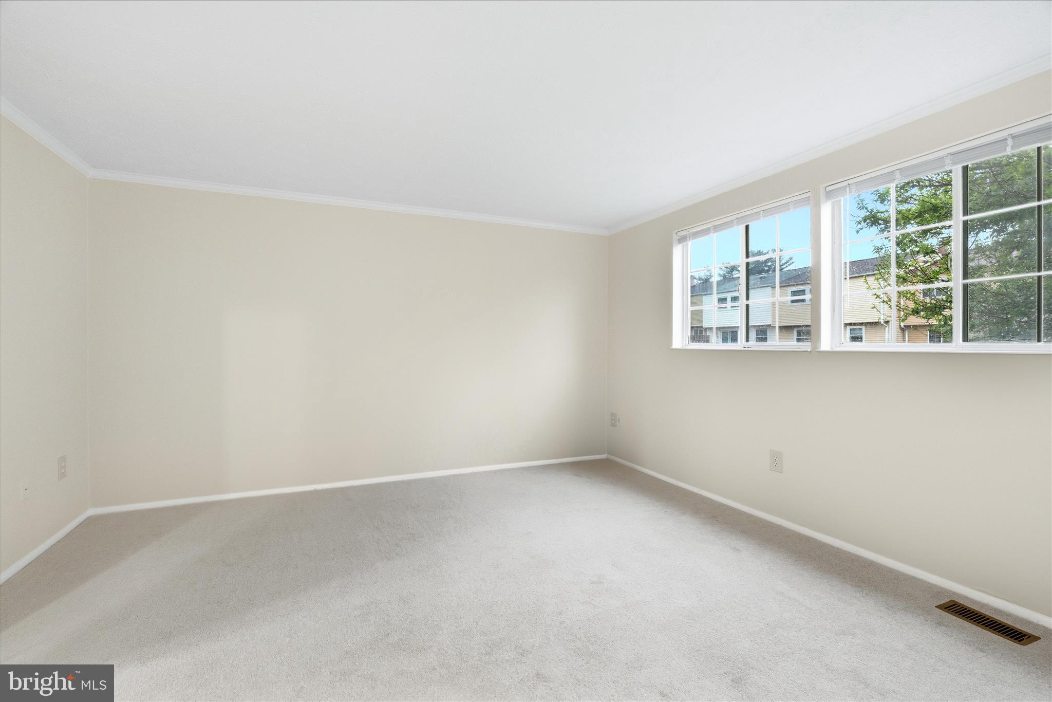 AMBER MEADOWS - Residential