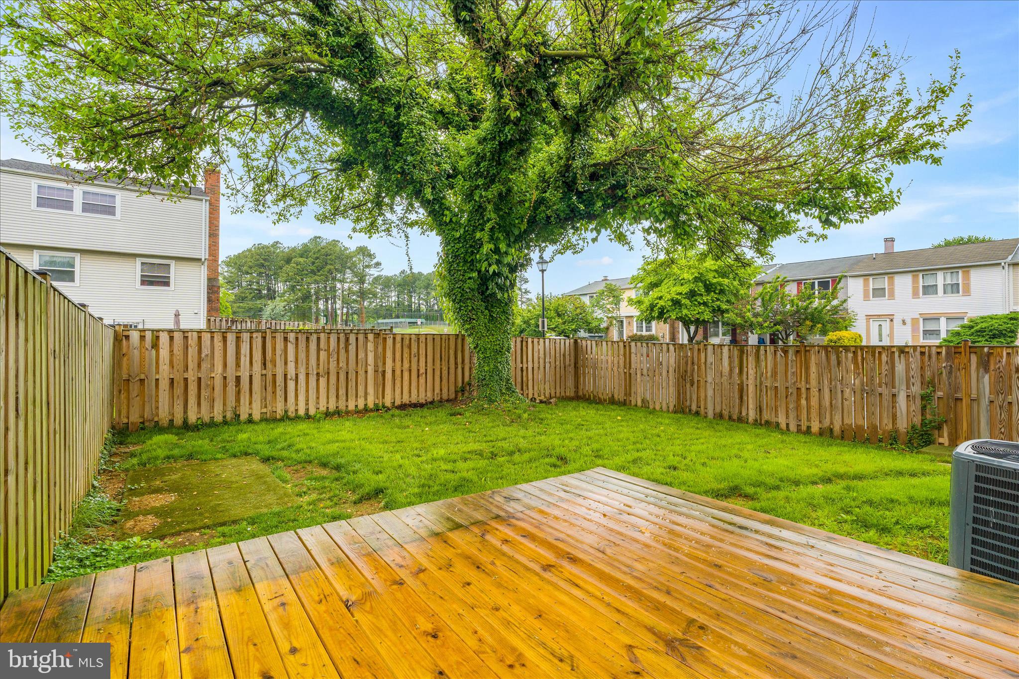 AMBER MEADOWS - Residential