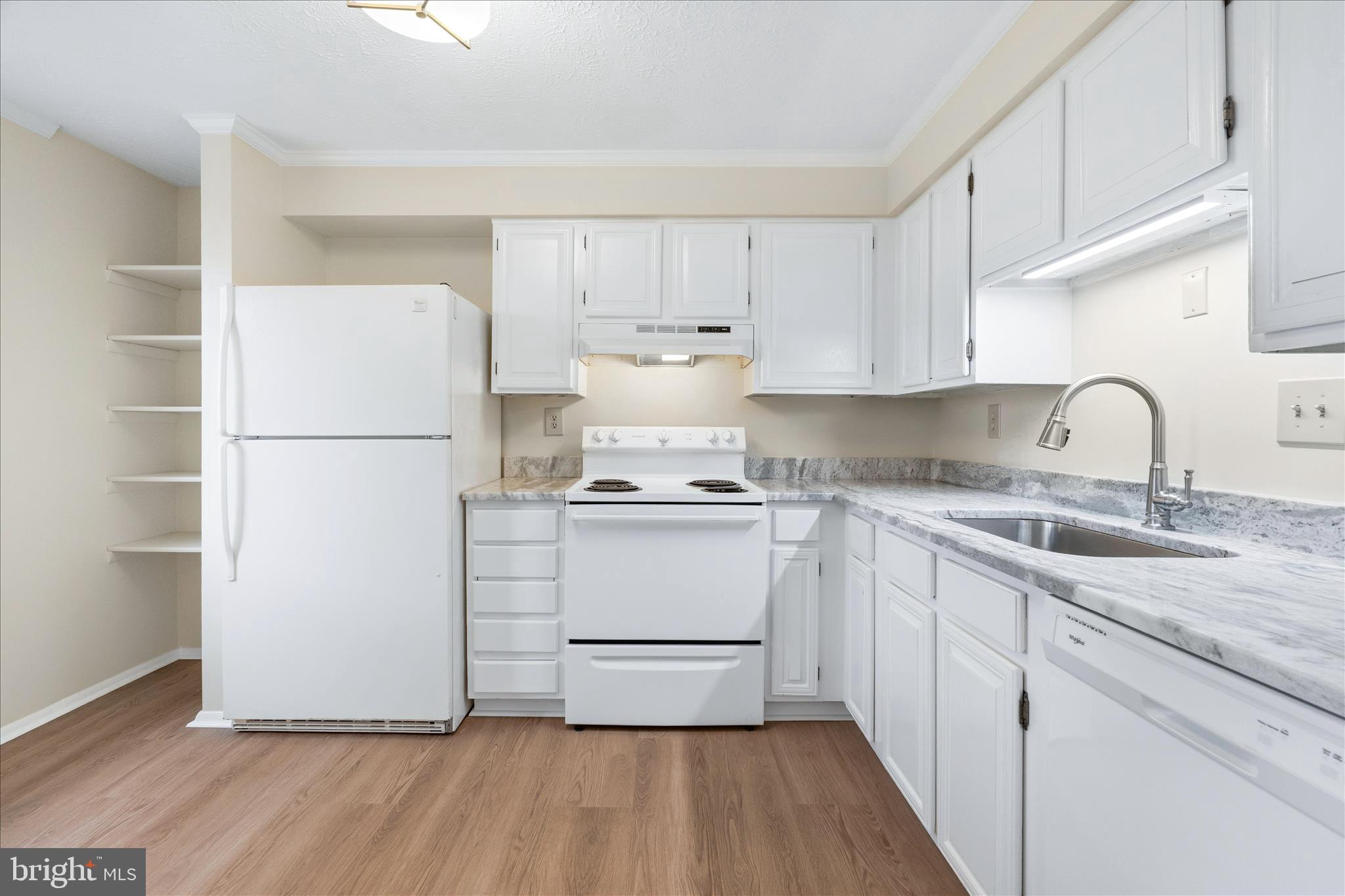 AMBER MEADOWS - Residential