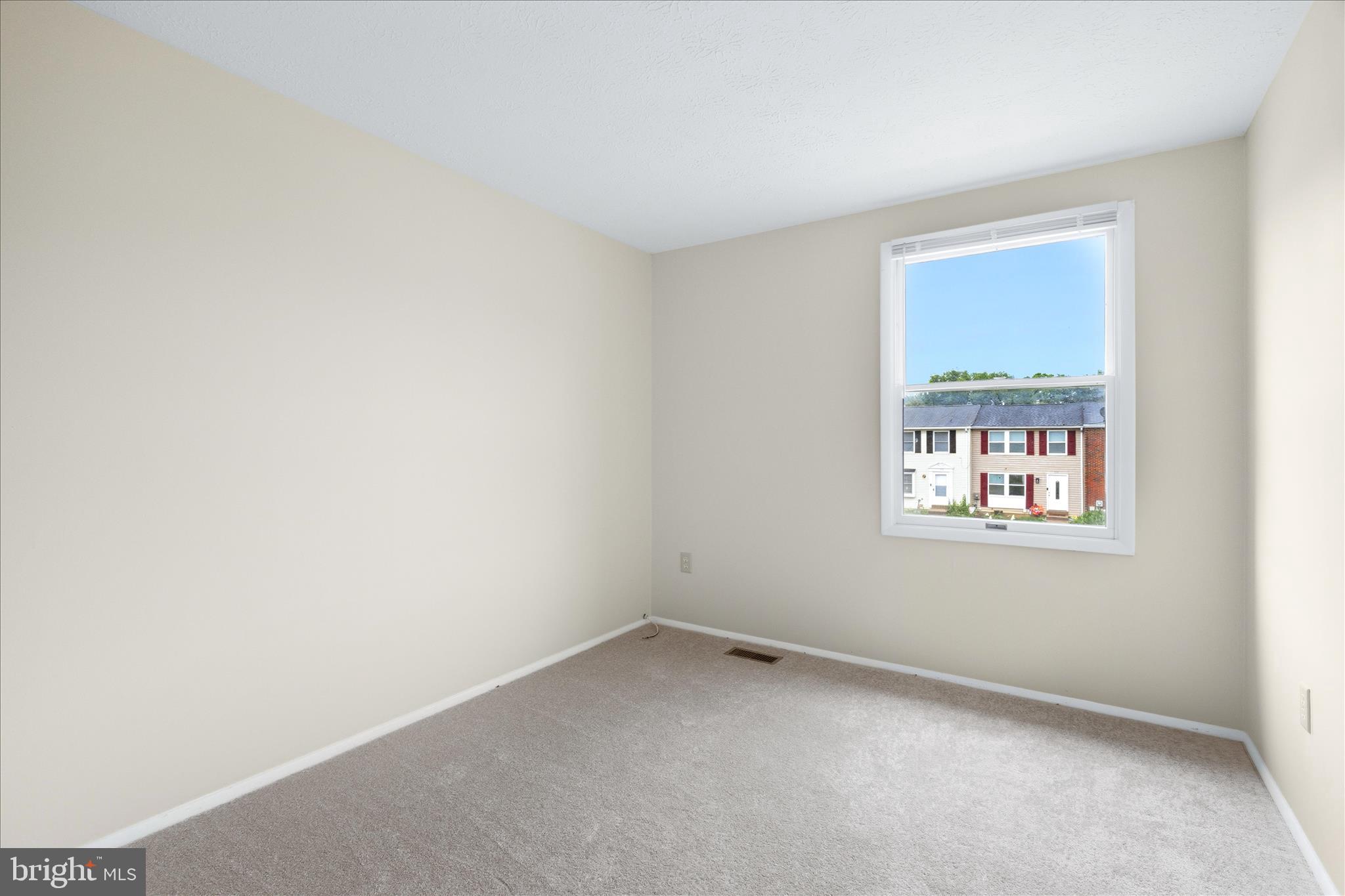 AMBER MEADOWS - Residential