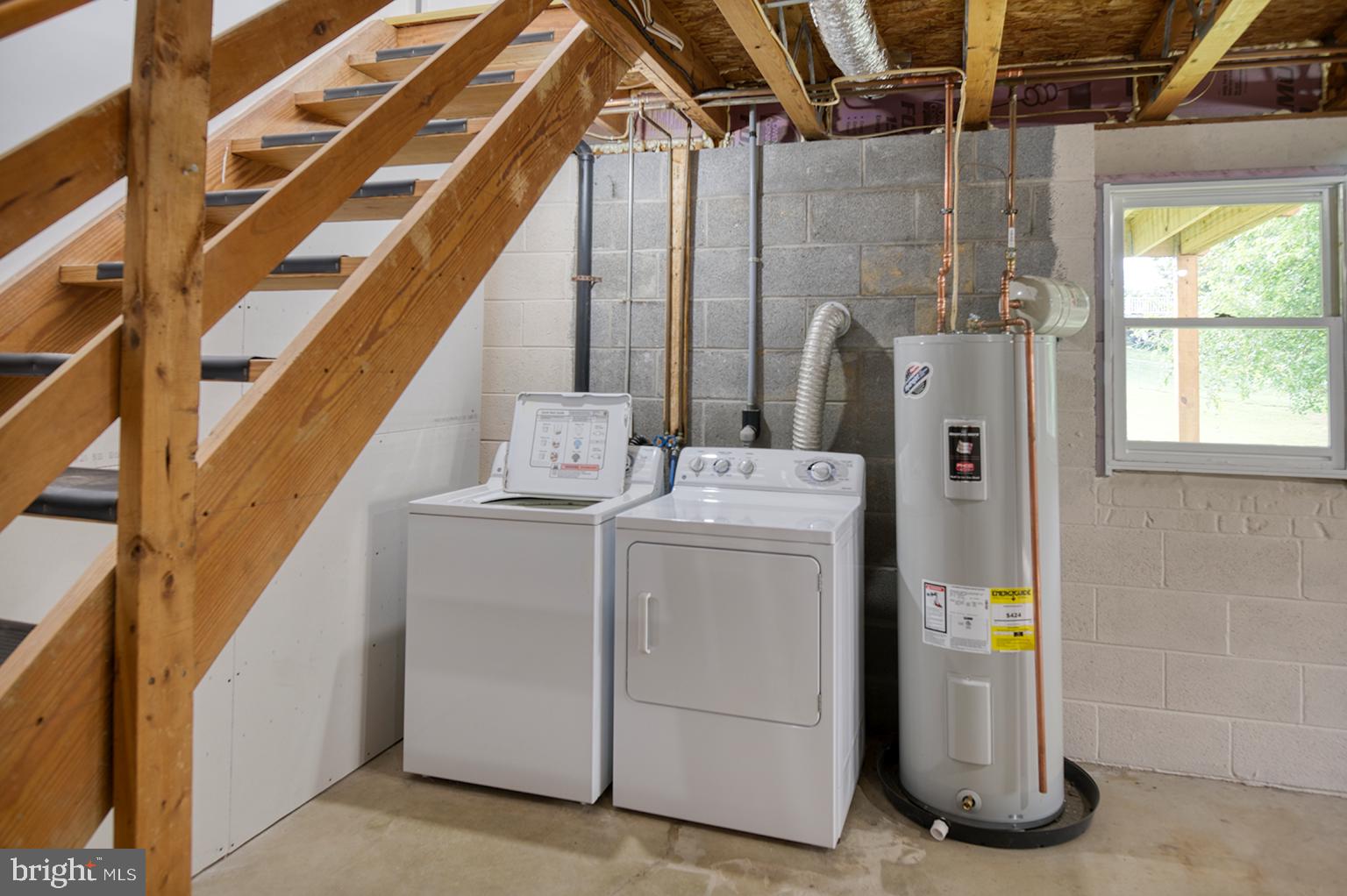 WOODSIDE STATION - Residential Lease