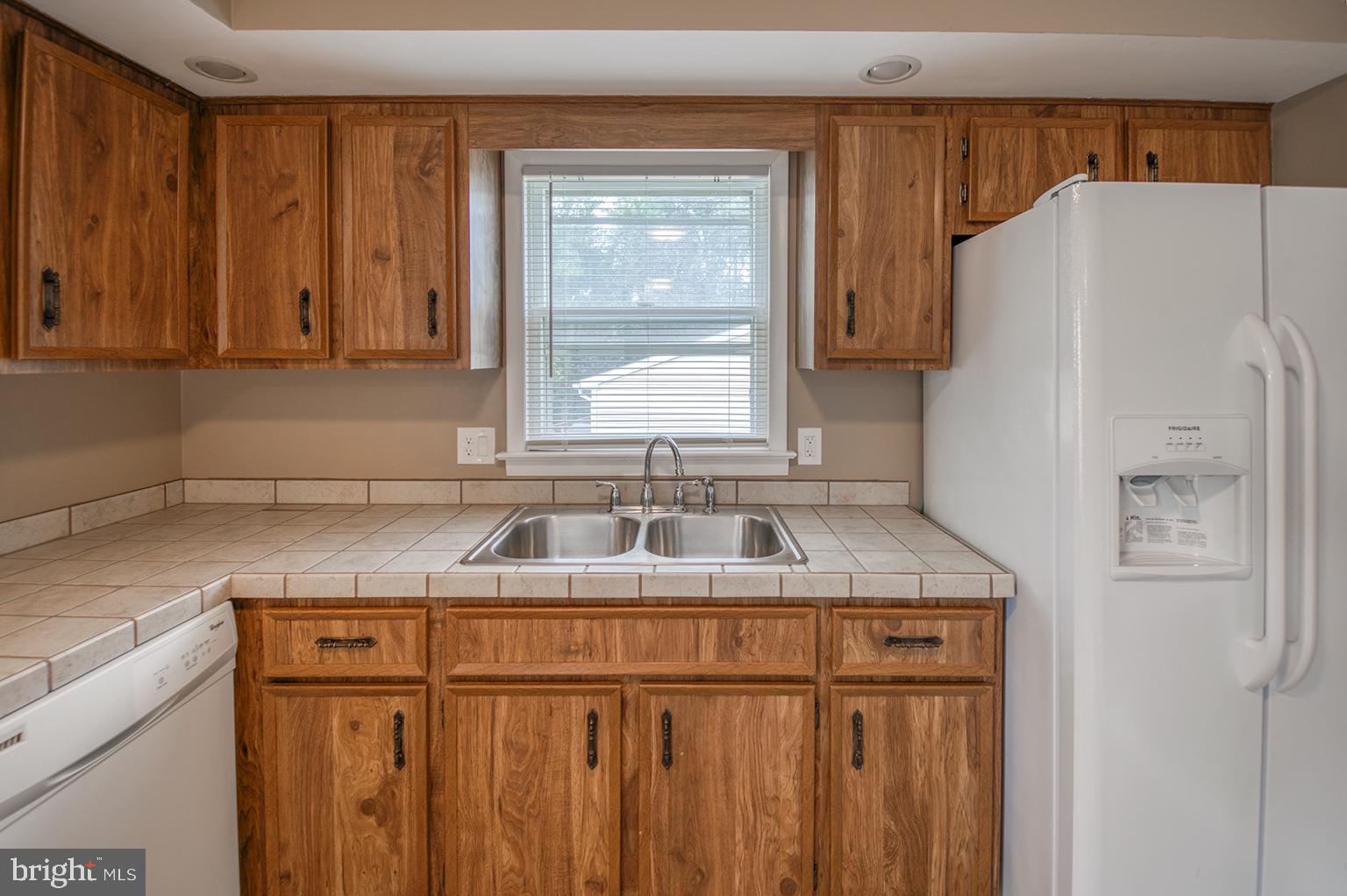 WOODSIDE STATION - Residential Lease