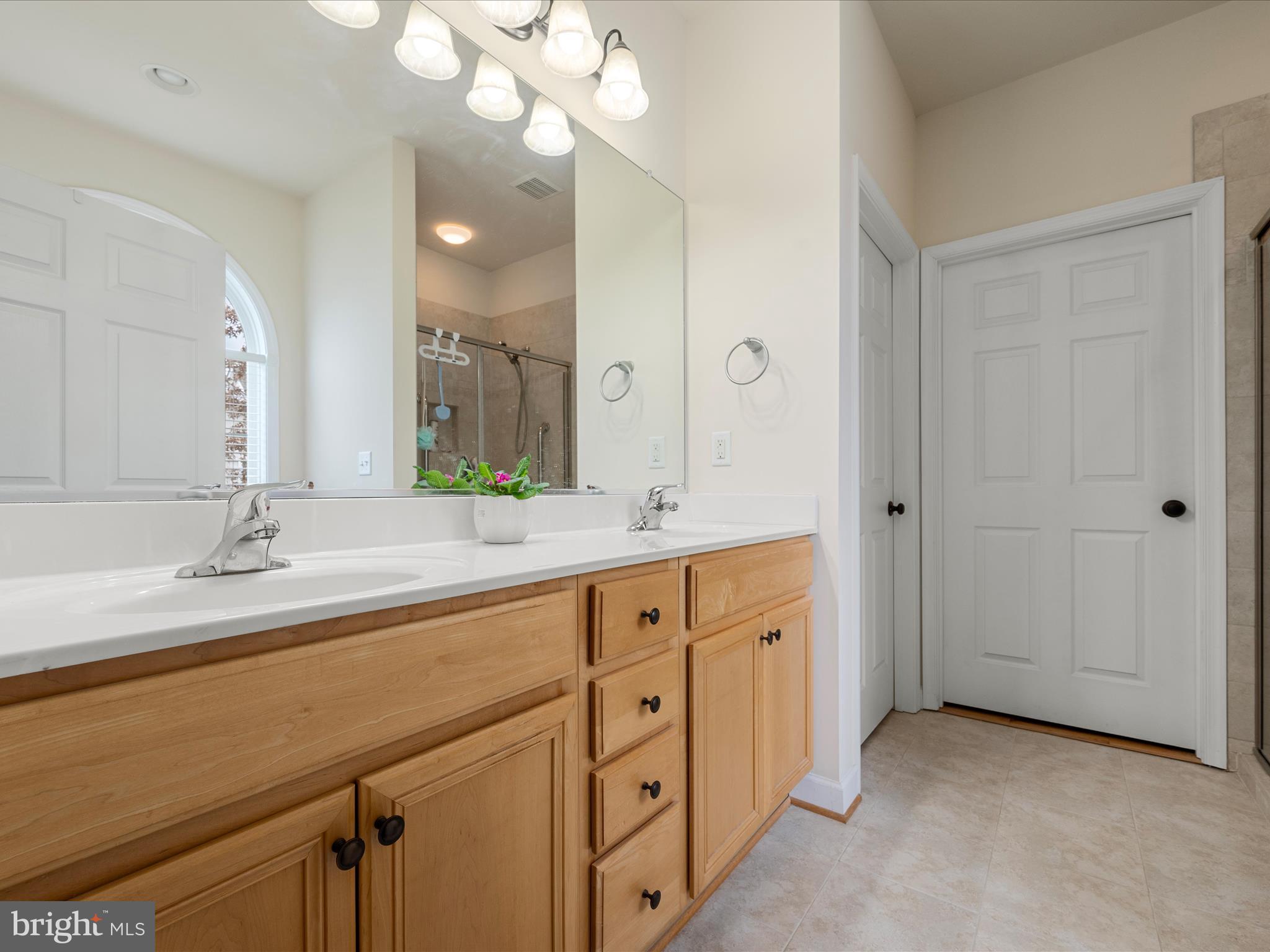 CEDAR MEADOWS - Residential