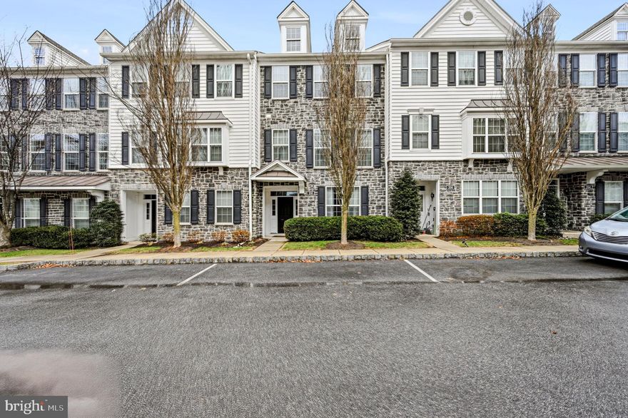 Welcome to desirable RavensCliff, a community of townhomes • Open concept main level • Maple Hardwood floors throughout the main level• Gas cooktop and stainless oven, refrigerator and dishwasher in kitchen with granite countertops, 6” white subway tile backsplash  and island workstation with wet sink• Vaulted ceiling in owner’s suite as well as the remaining 2nd and 3rd bedrooms • Finished bonus room on level one provides the prefect flex space for an office or whatever purpose you may wish. This sought after RavensCliff community, Media townhouse, offers bright, open living spaces across three finished levels. The main floor as well as the level one bonus room feature 9’ ceilings, recessed lighting, and a flowing layout that connects the living, dining, and kitchen areas. The kitchen has white cabinetry with crown molding and a glass front accent cabinet as well as a private composite covered deck for relaxing and grilling. Upstairs, the owner’s suite stands out with a walk-in closet and a well-appointed bath with a glass shower, upgraded floor tile, soaking tub and double sink. The second floor also includes laundry for added convenience. The attached 2 car garage provides easy access directly into the home. Exterior maintenance, lawn care, snow removal, and trash service are all covered by the Condo association, allowing for easy living. This location offers quick access to 476 and Route 1 and is also close to downtown Media, home to shops, cafés, and well known dining. 208 Jackdaw Aly delivers a blend of comfort and style in a townhome community setting.  Please note: All measurements are demeaned reliable but should be verified accurate  by  buyer prior  to making offer.