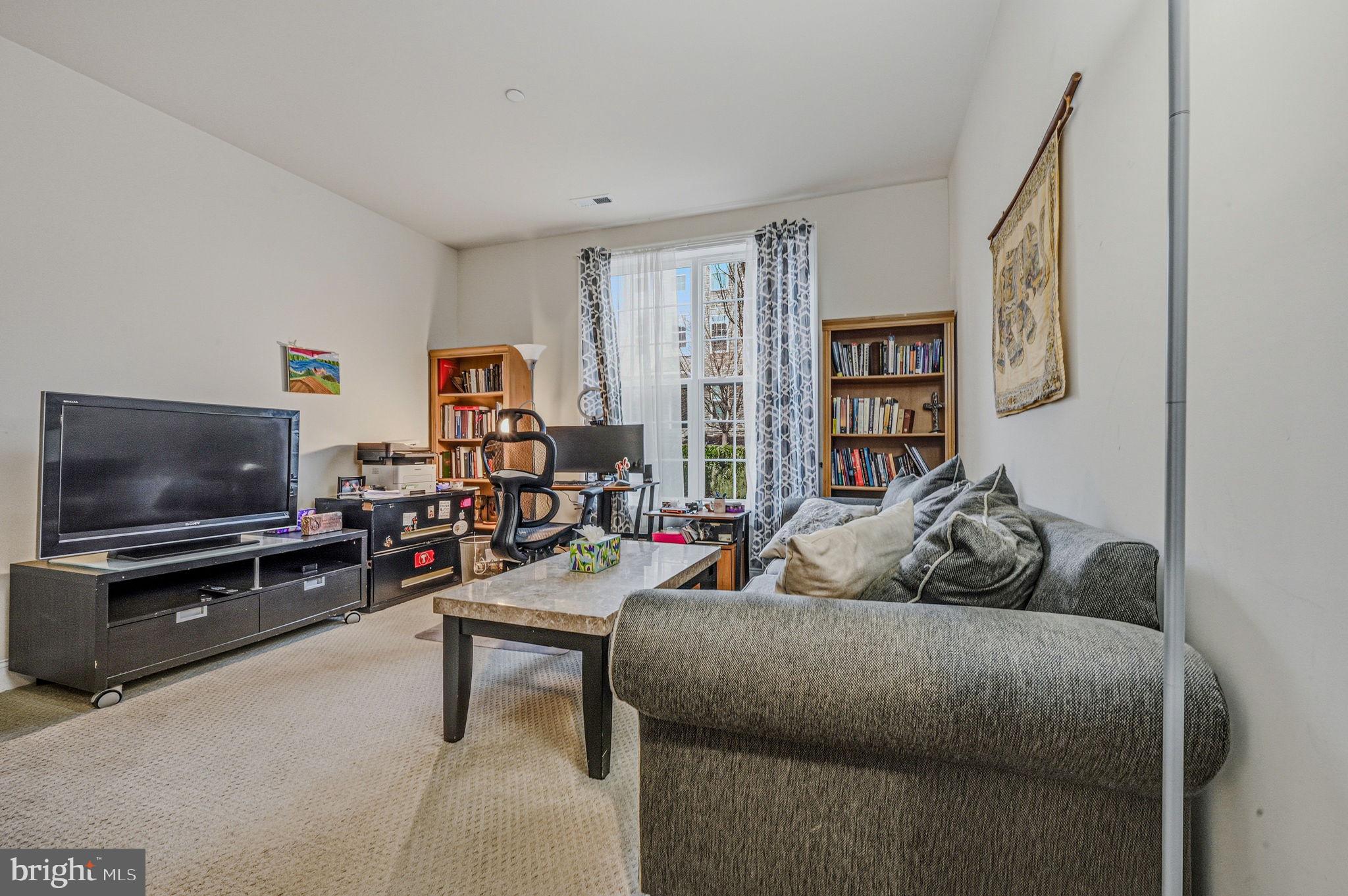 RAVENSCLIFF - Residential