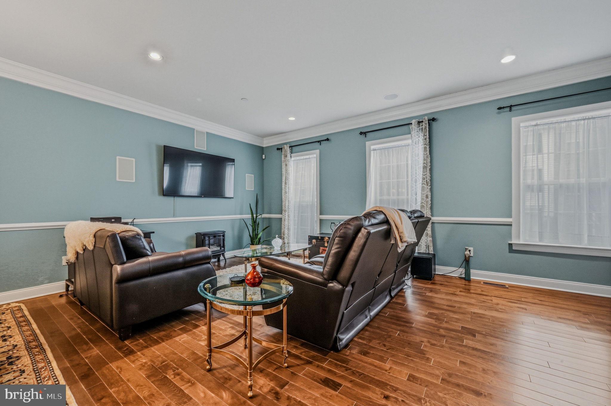 RAVENSCLIFF - Residential