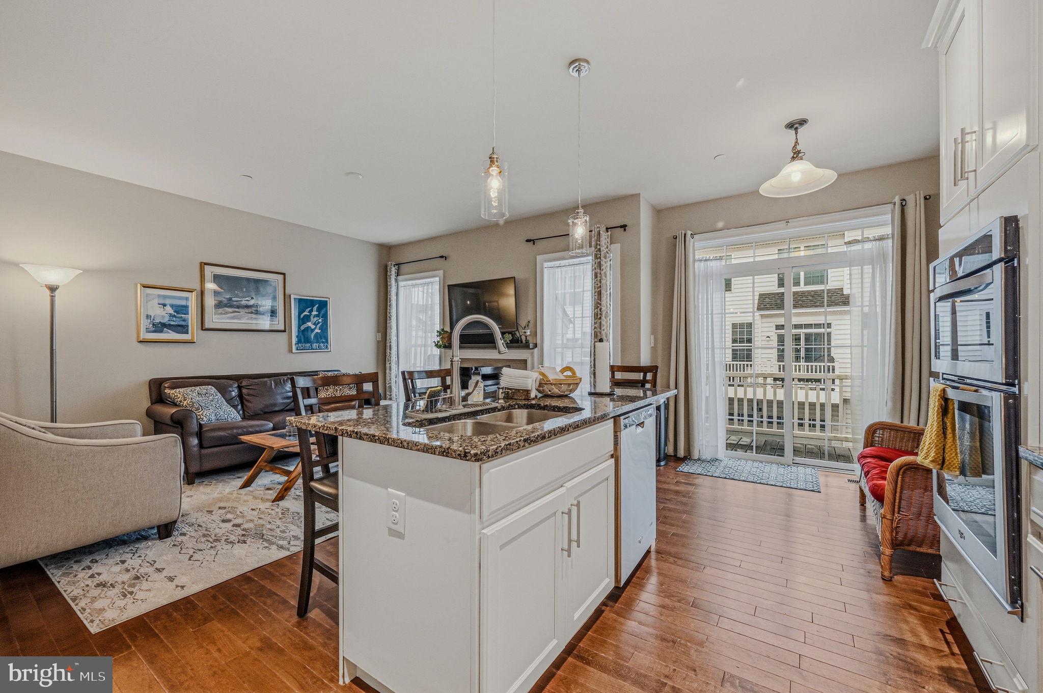 RAVENSCLIFF - Residential