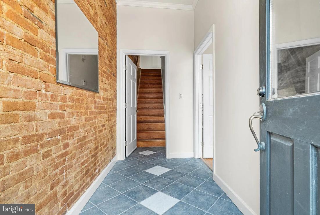 UPTON - Residential Lease