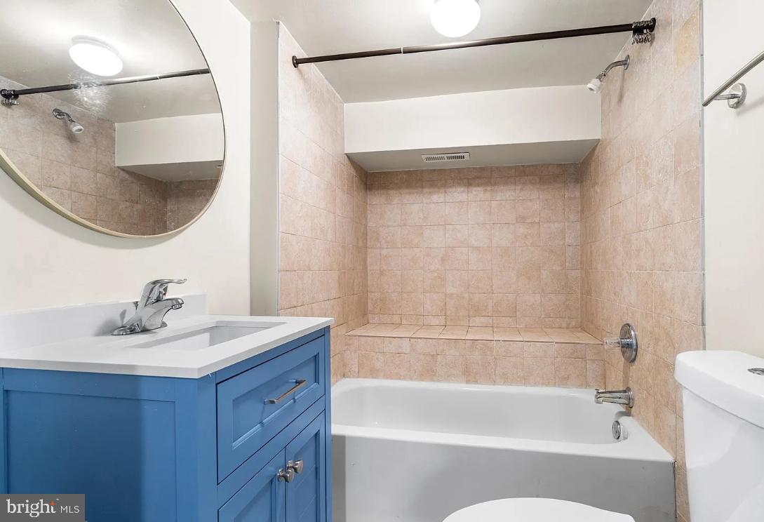 UPTON - Residential Lease