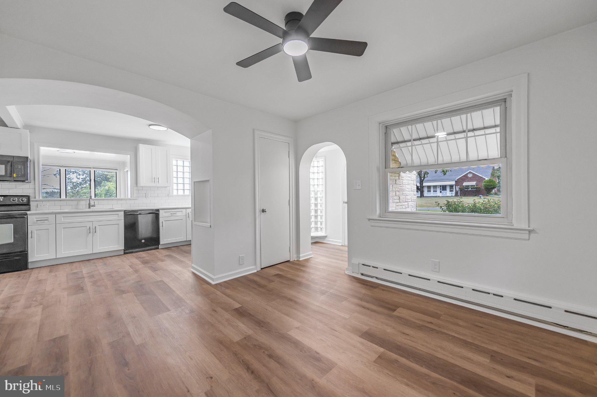 219 S PLEASANT VIEW ROAD
