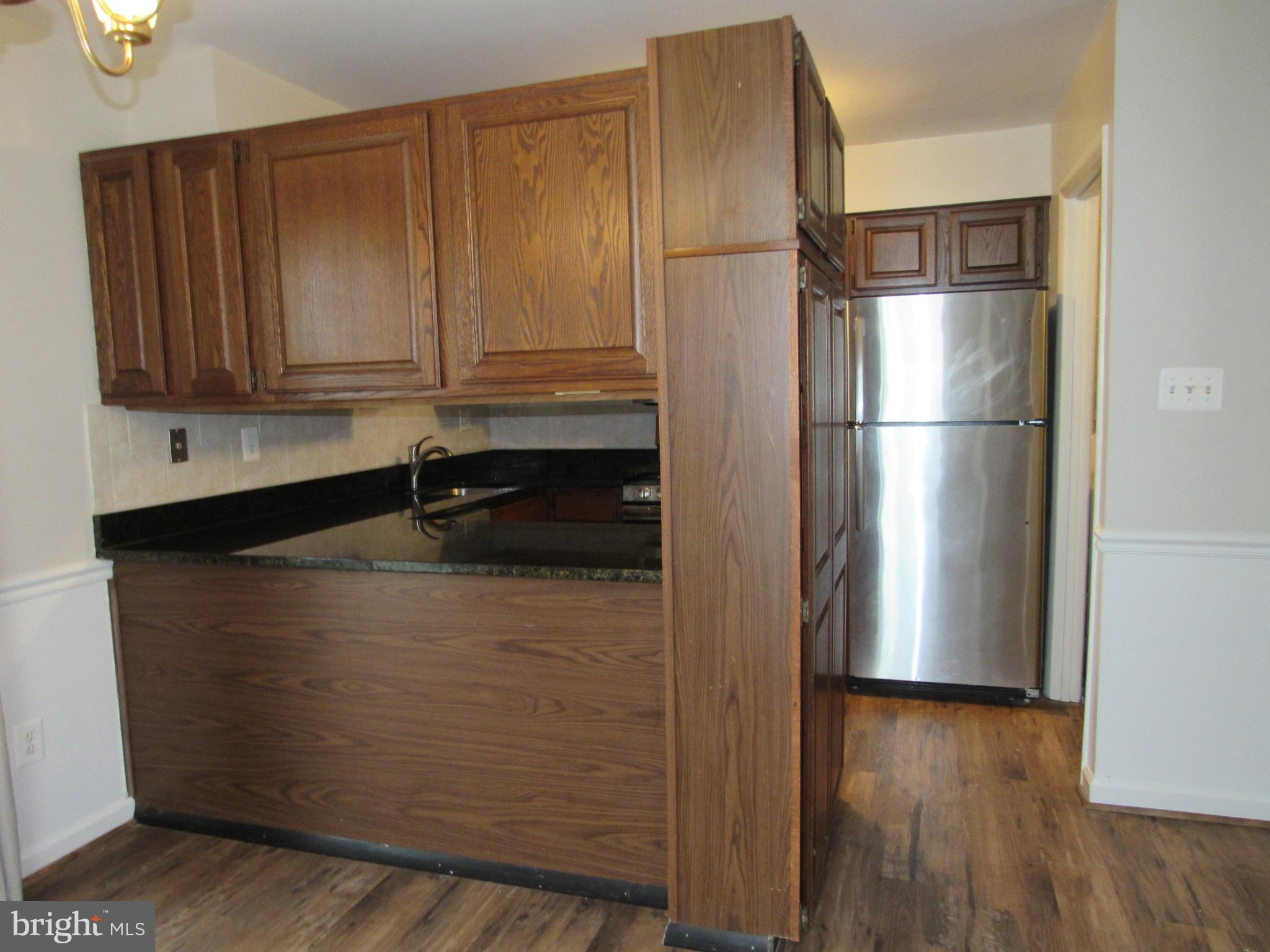 SOUTHGATE SQUARE CLUSTER - Residential Lease