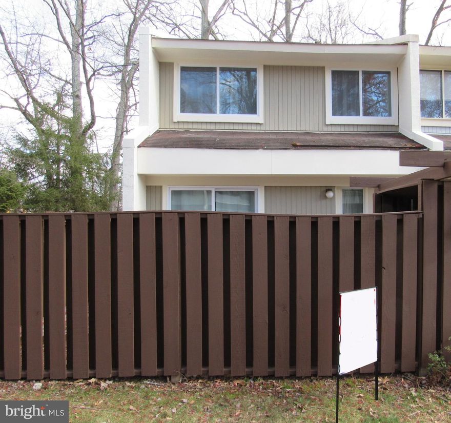 Beautiful townhome with 3 bedrooms and 1.5 bathrooms available for rent.  Spacious floor plan with hardwood floors.  Fenced front and back yard with shed.  Backs to trees.  Reserved parking.  In unit washer and dryer.  Easy access to Reston walking trails. Close to Dulles Airport, Fairfax Schools and Reston Town Center.