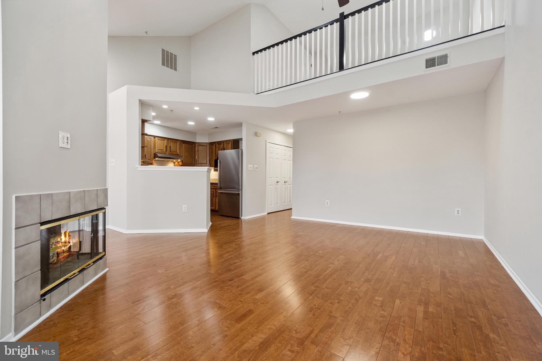 WOODLAND VILLAGE - Residential