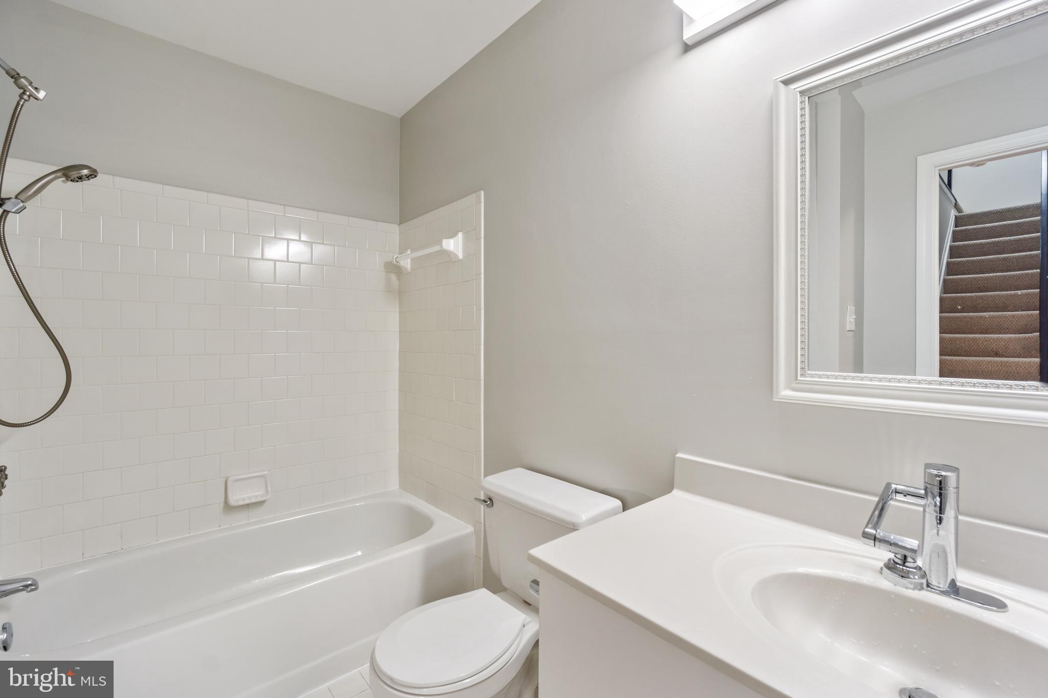 WOODLAND VILLAGE - Residential