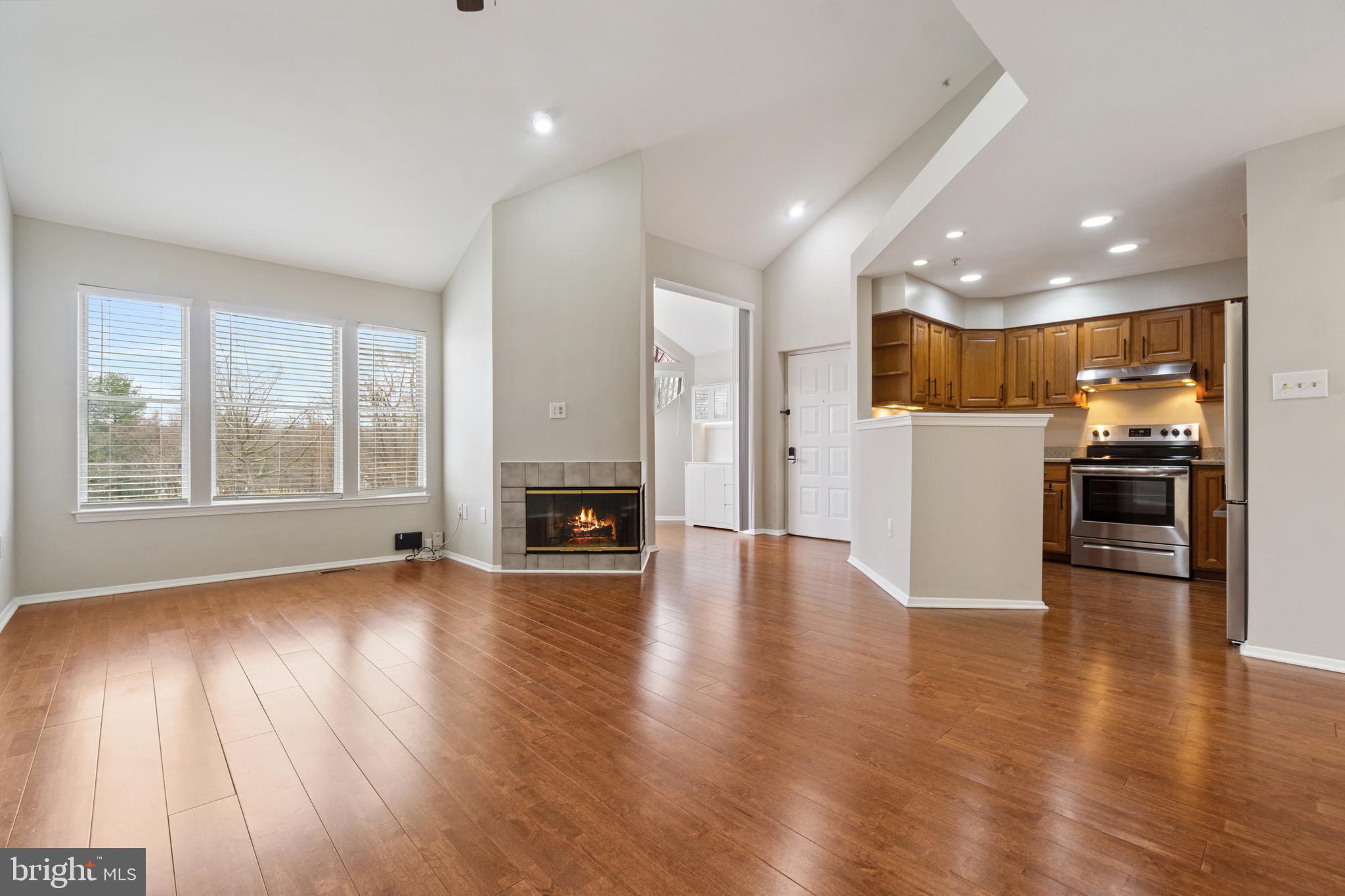 WOODLAND VILLAGE - Residential