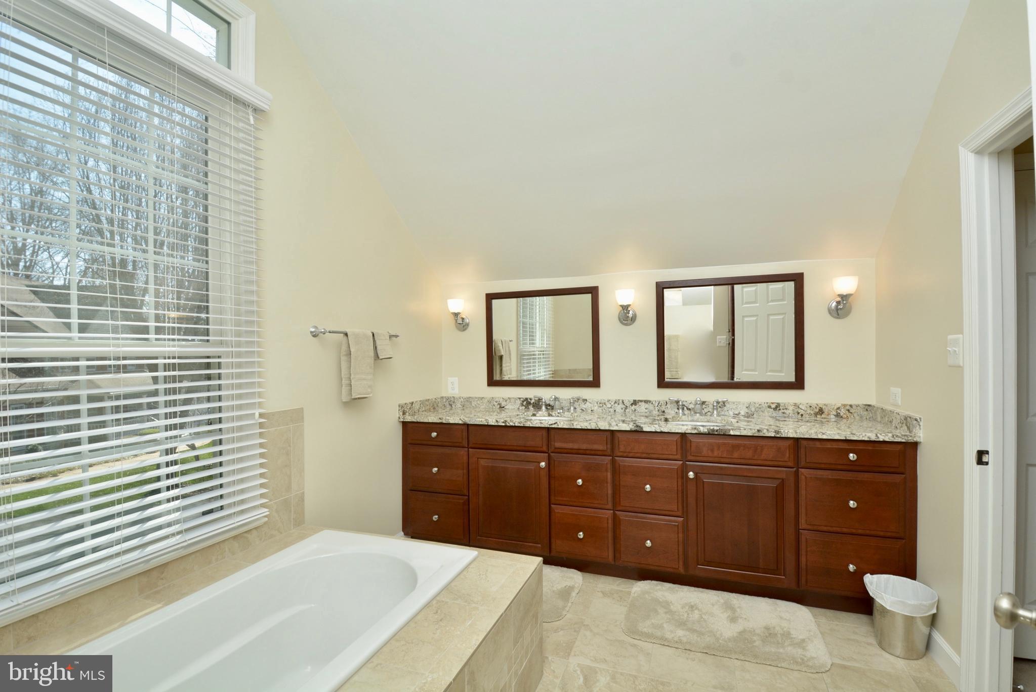 WESTRIDGE - Residential