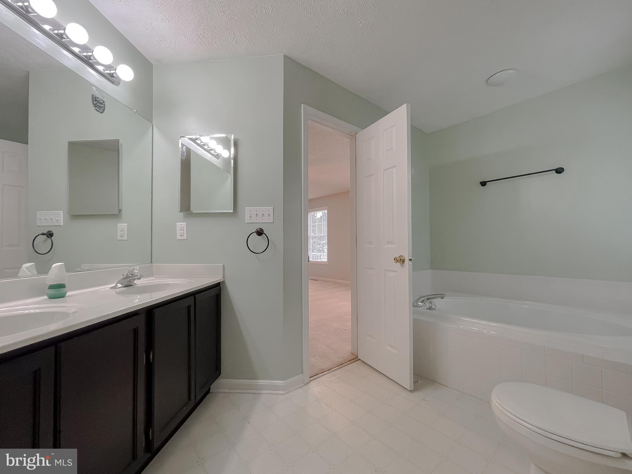 GREENBRIER - Residential Lease