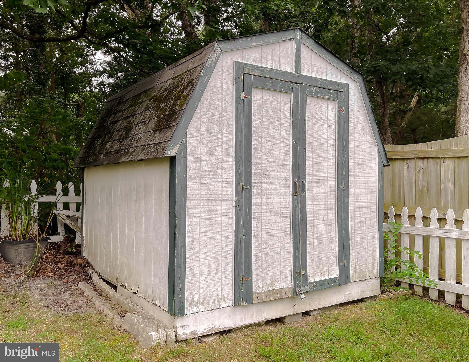 GREENBRIER - Residential Lease