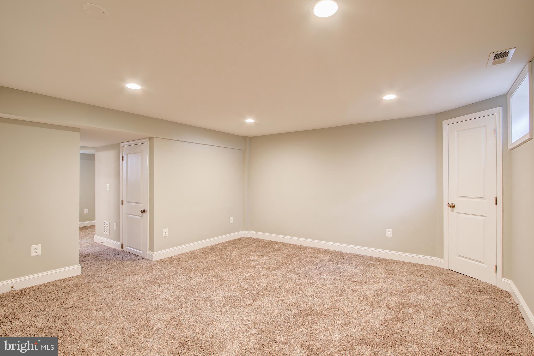 FREDERICK HEIGHTS - Residential Lease