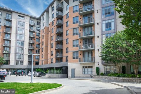3883 CONNECTICUT AVENUE NW 903 WASHINGTON DC 20008