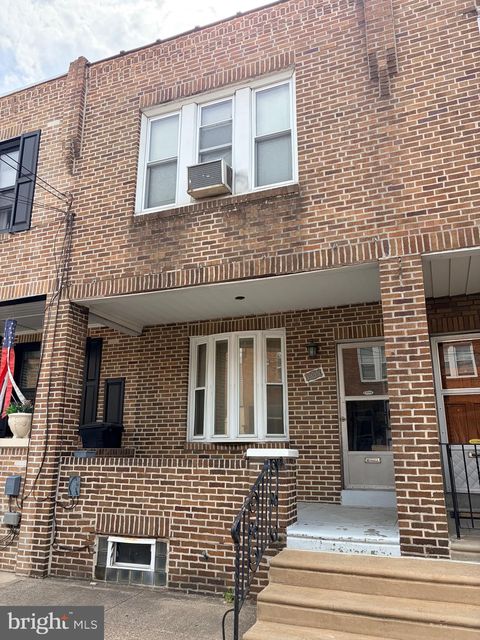 Townhouse For Sale - 3335 Edgemont Street<br/> PHILADELPHIA, PA 19134