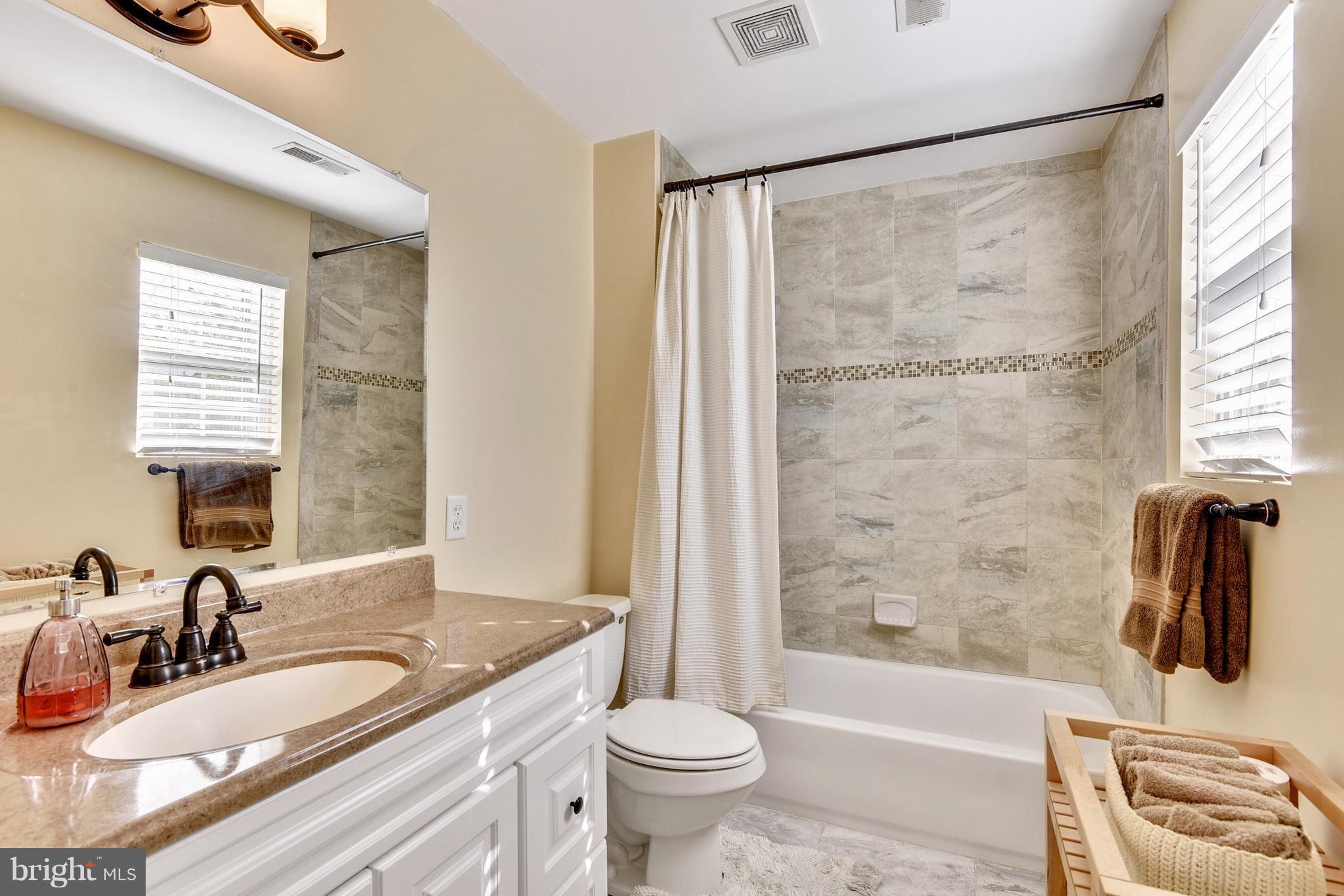 HOMEWOOD - Residential