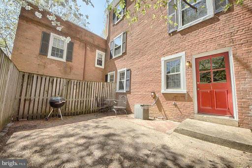 FAIRLINGTON VILLAGE - Residential