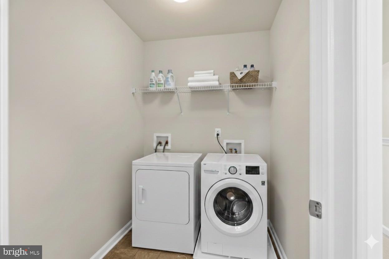 WALNUT WALK - Residential