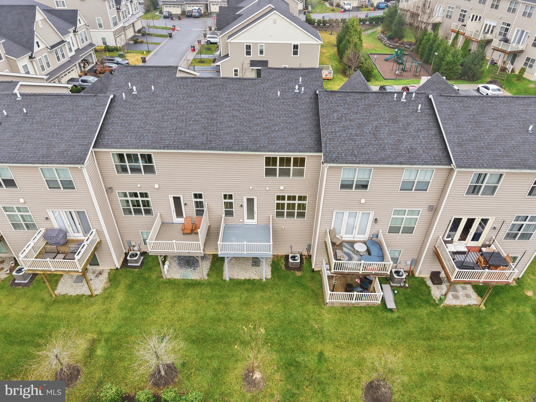 WALNUT WALK - Residential