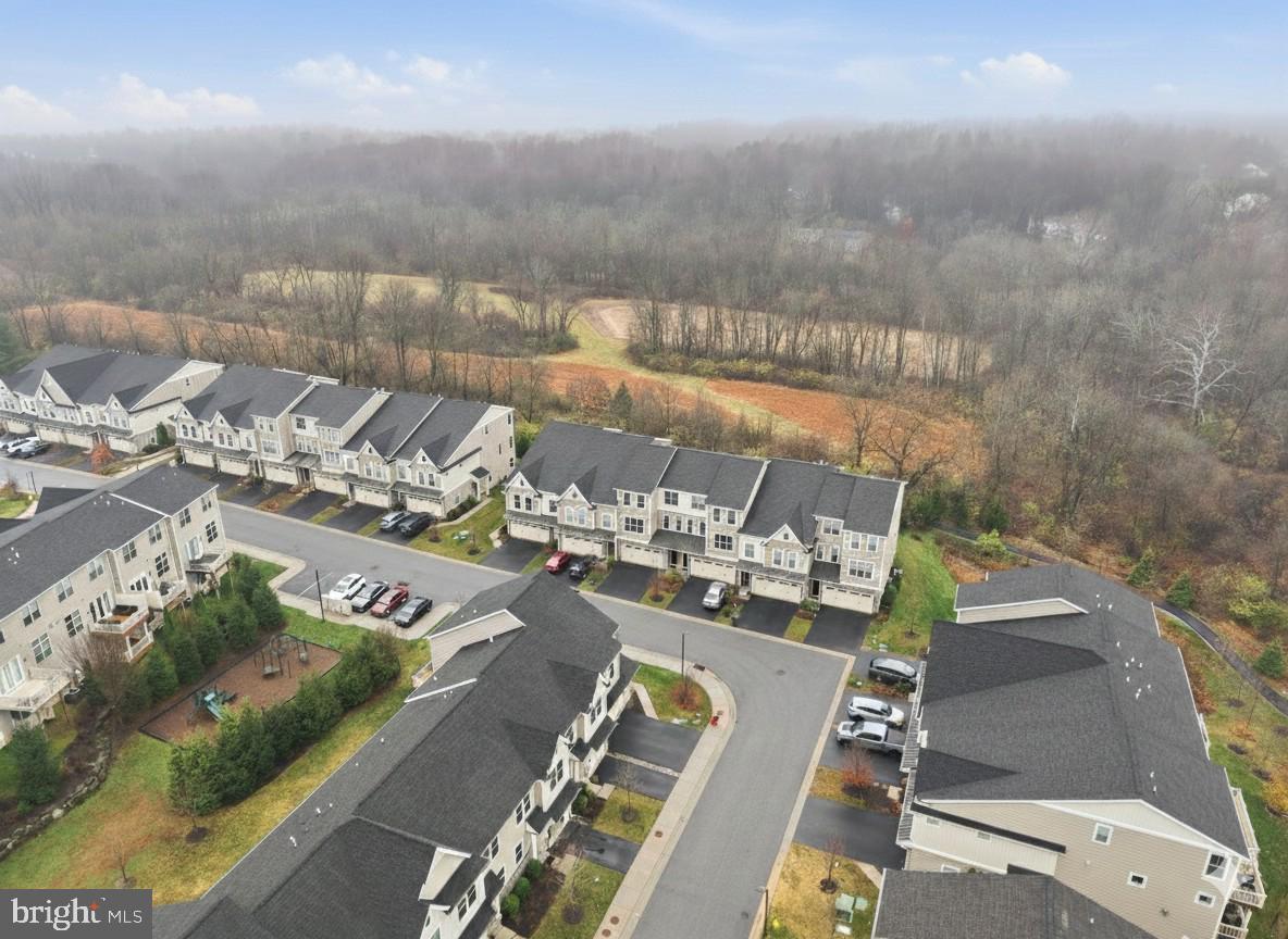 WALNUT WALK - Residential