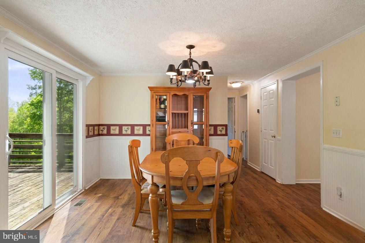 10485 CEDAR HILL ROAD