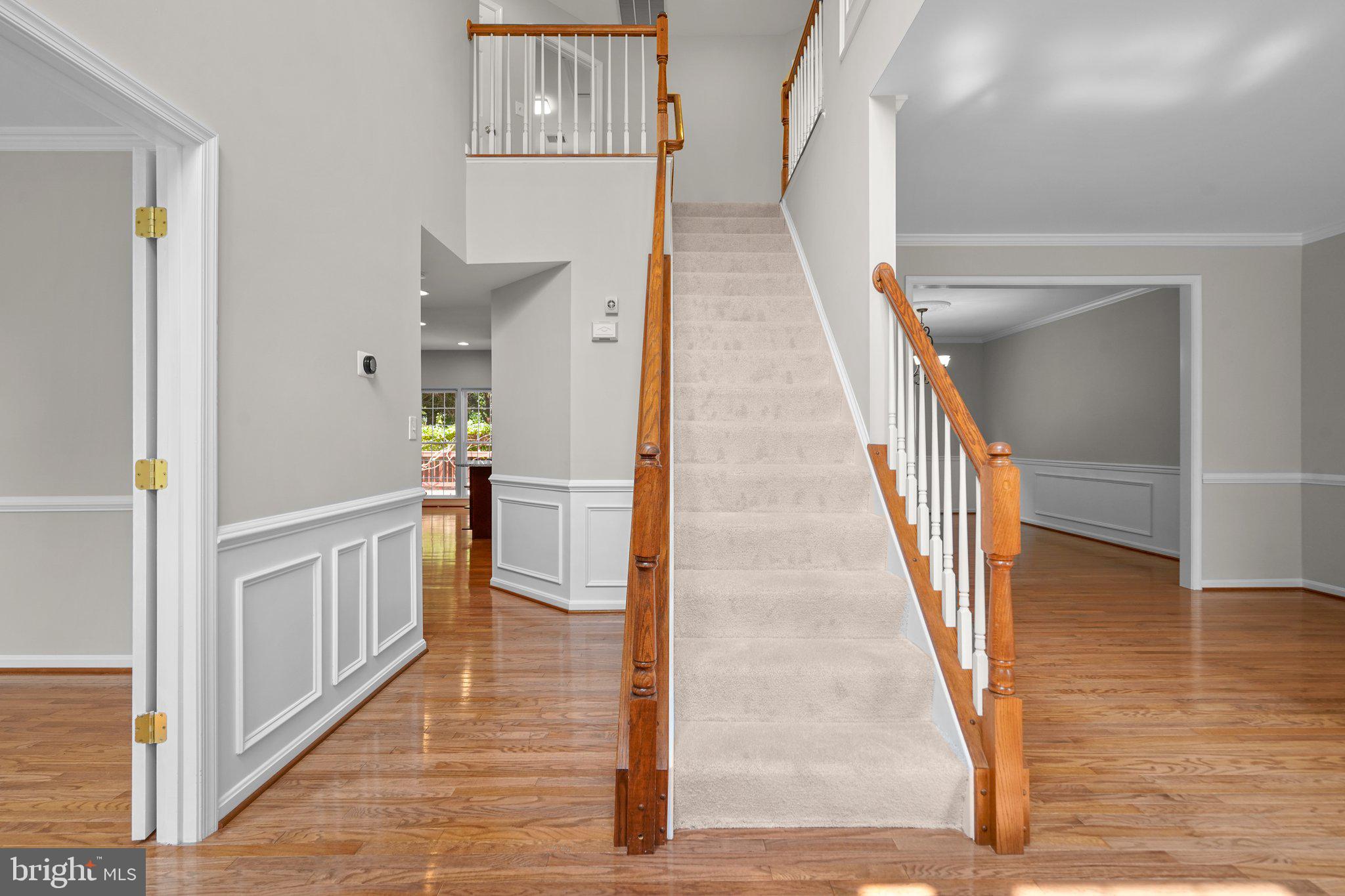 KINGSVIEW VILLAGE - Residential