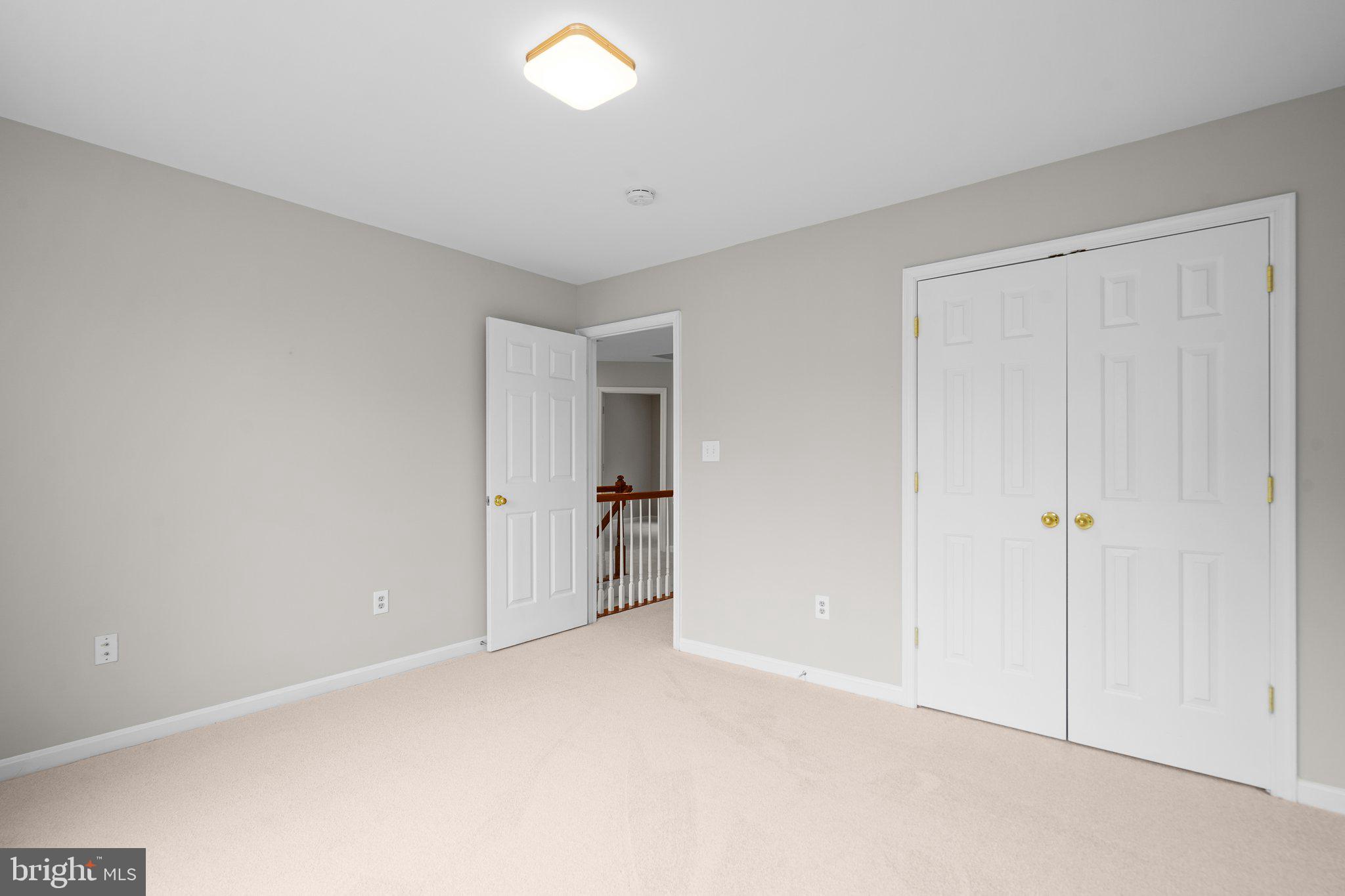 KINGSVIEW VILLAGE - Residential