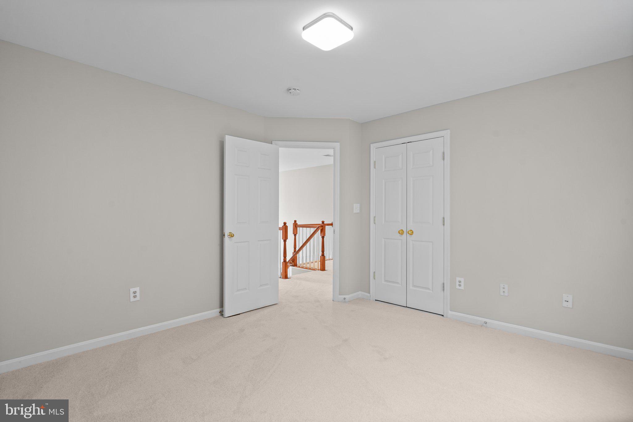 KINGSVIEW VILLAGE - Residential