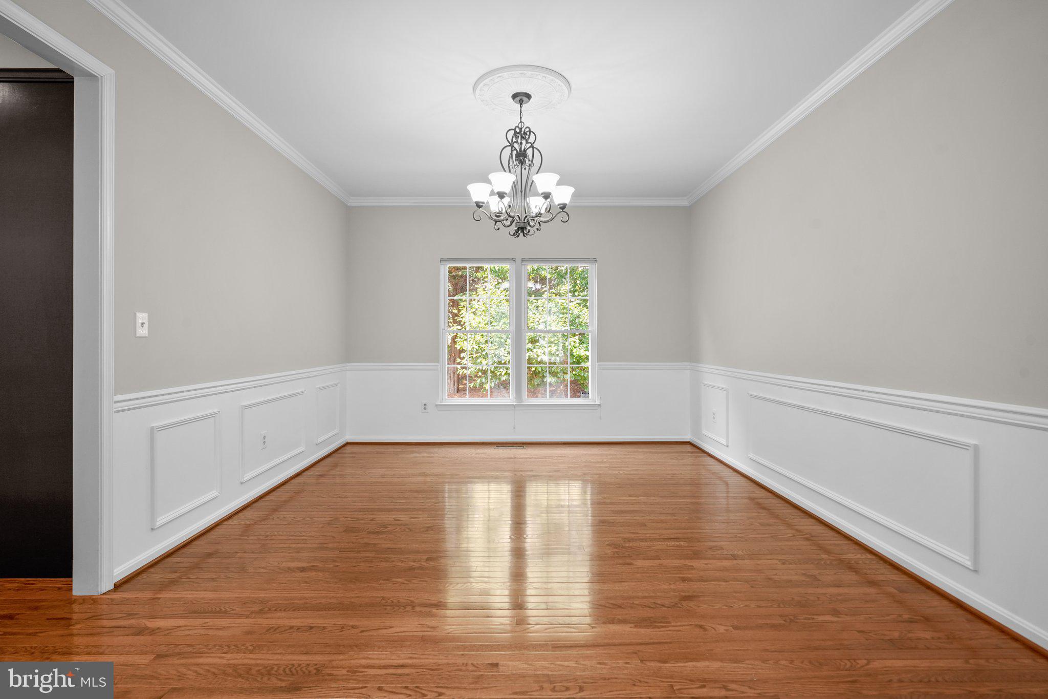 KINGSVIEW VILLAGE - Residential