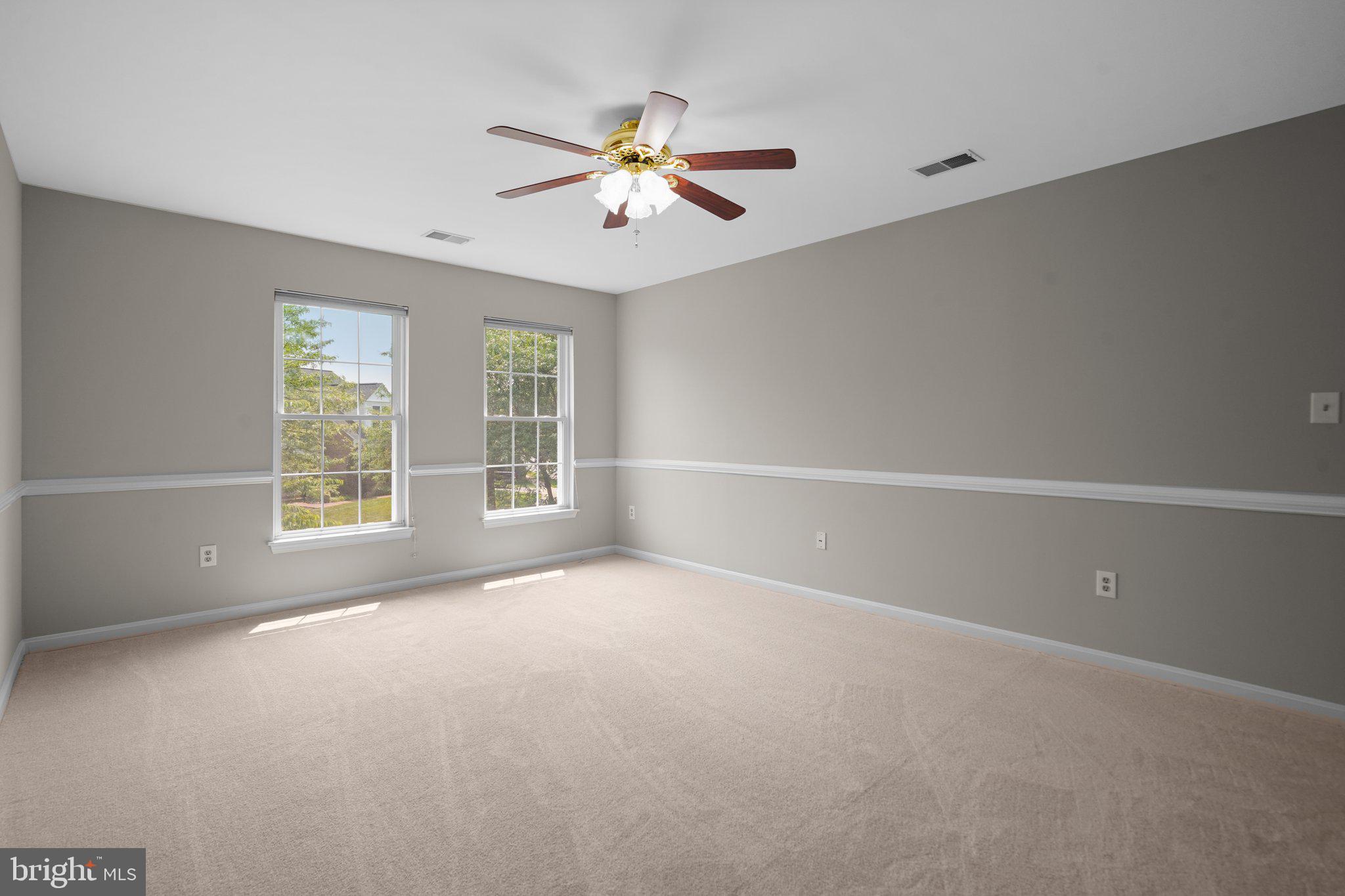 KINGSVIEW VILLAGE - Residential