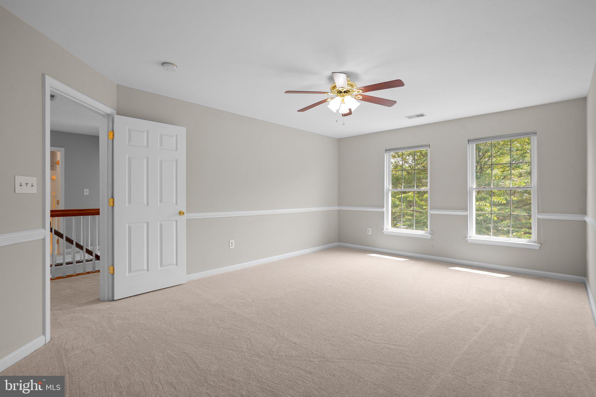 KINGSVIEW VILLAGE - Residential