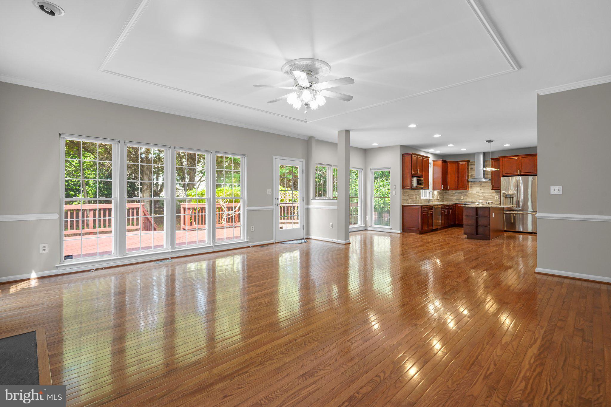 KINGSVIEW VILLAGE - Residential