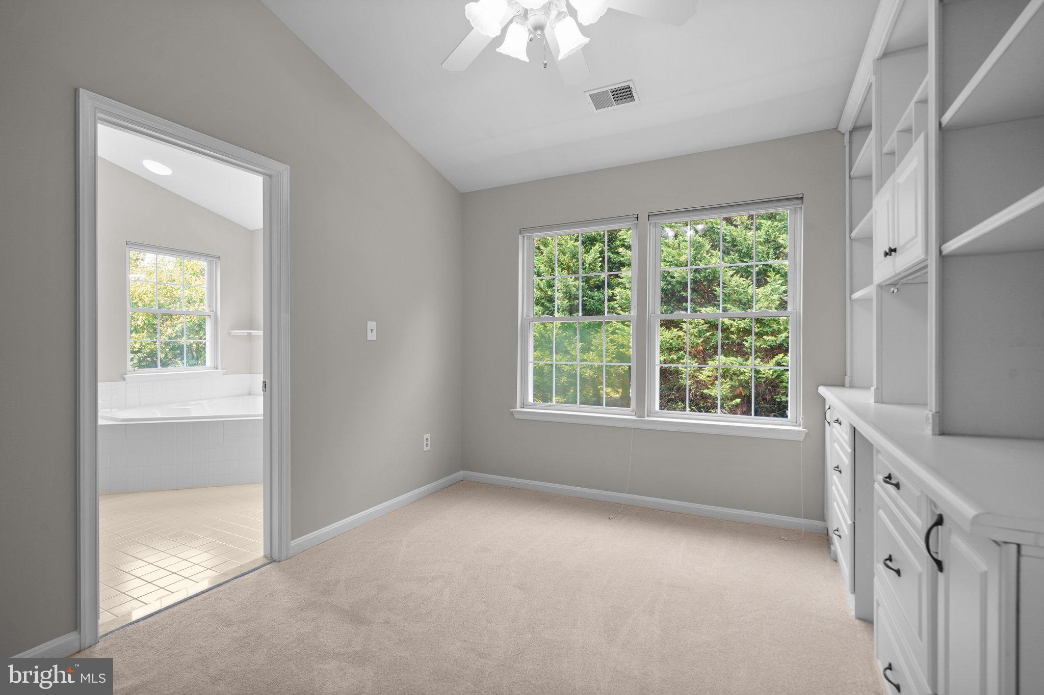 KINGSVIEW VILLAGE - Residential