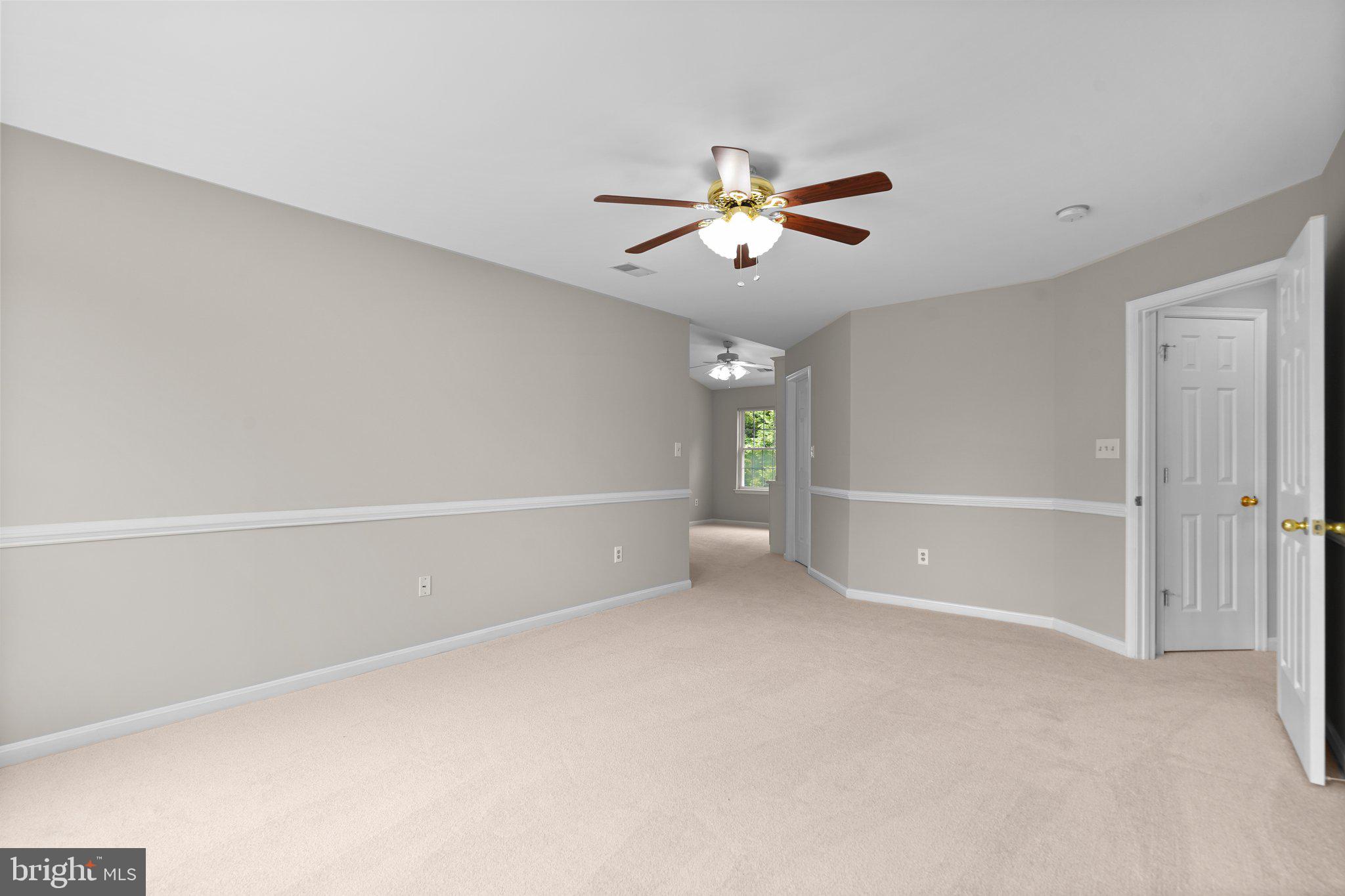 KINGSVIEW VILLAGE - Residential