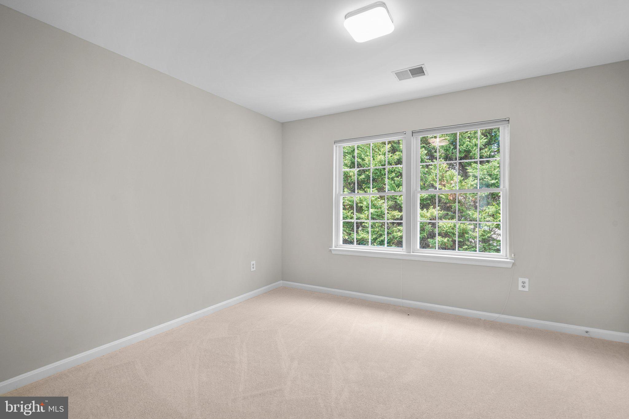 KINGSVIEW VILLAGE - Residential