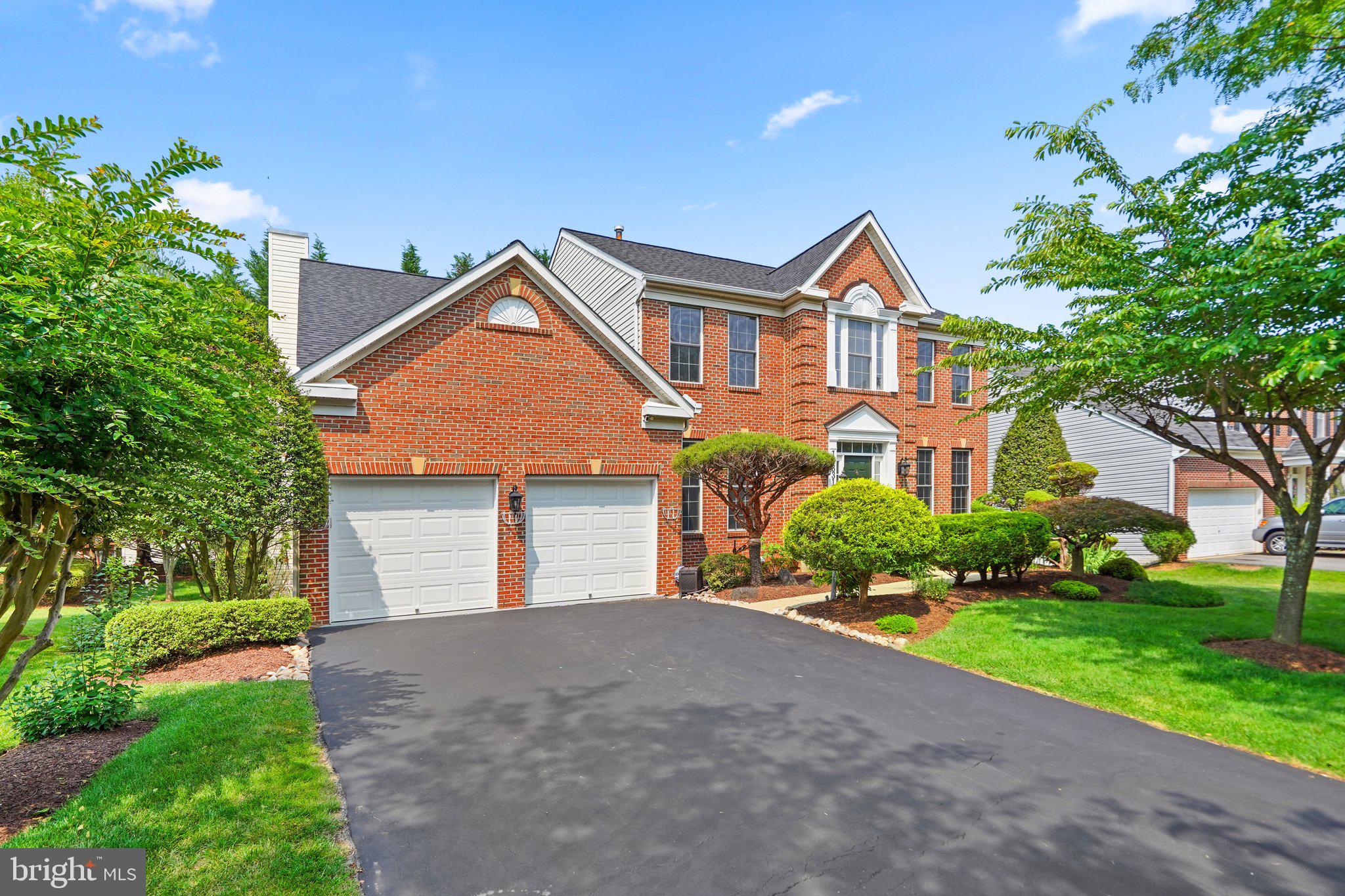 KINGSVIEW VILLAGE - Residential