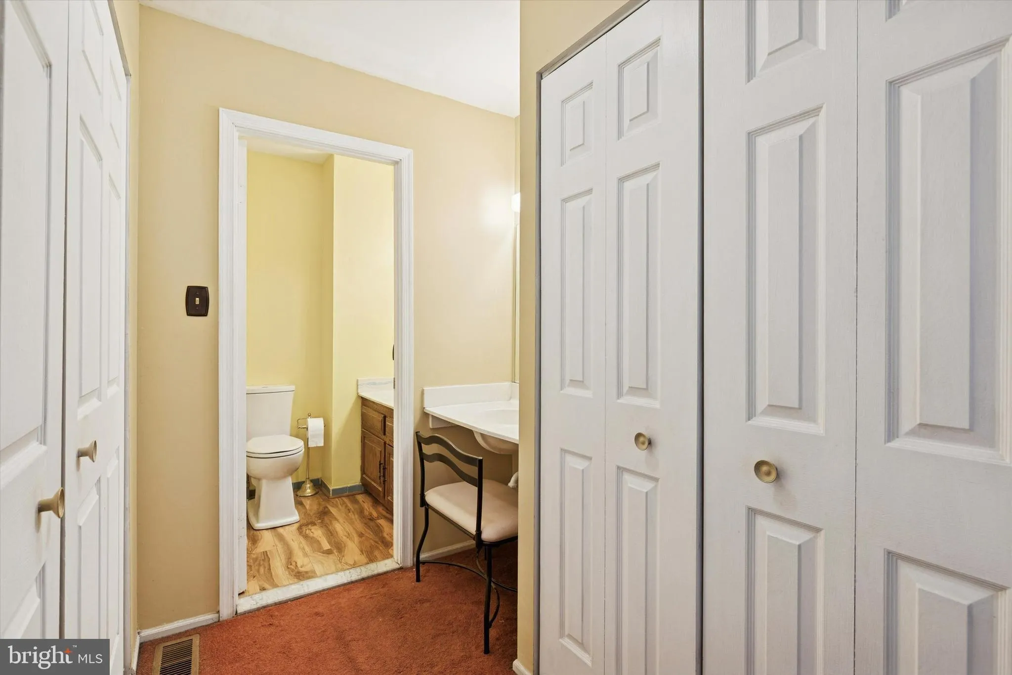 Glenside, Pennsylvania 19038, United States, 2 Bedrooms Bedrooms, ,3 BathroomsBathrooms,Residential,Active,238272